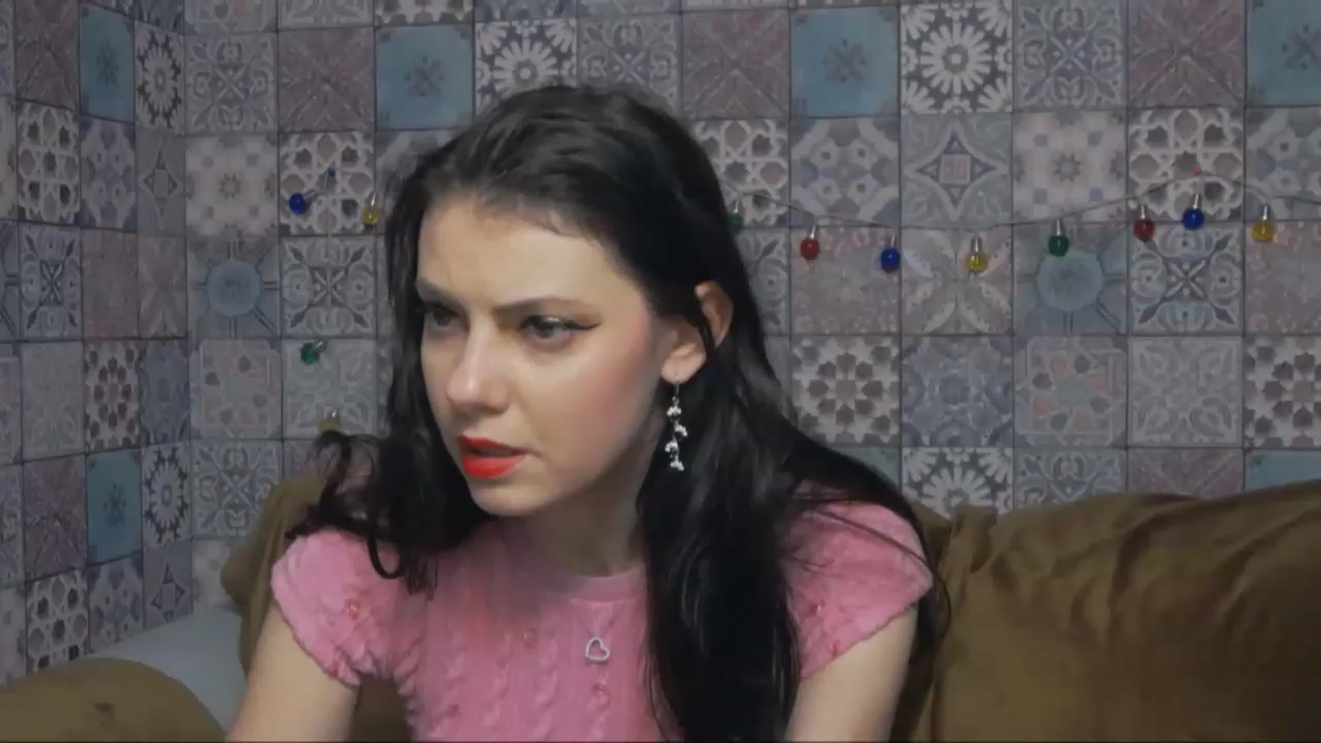 Gallery image thumbnail from MissAracely's myfreecams stream on, 02/19/2023, 19:38 image 7 of 20
