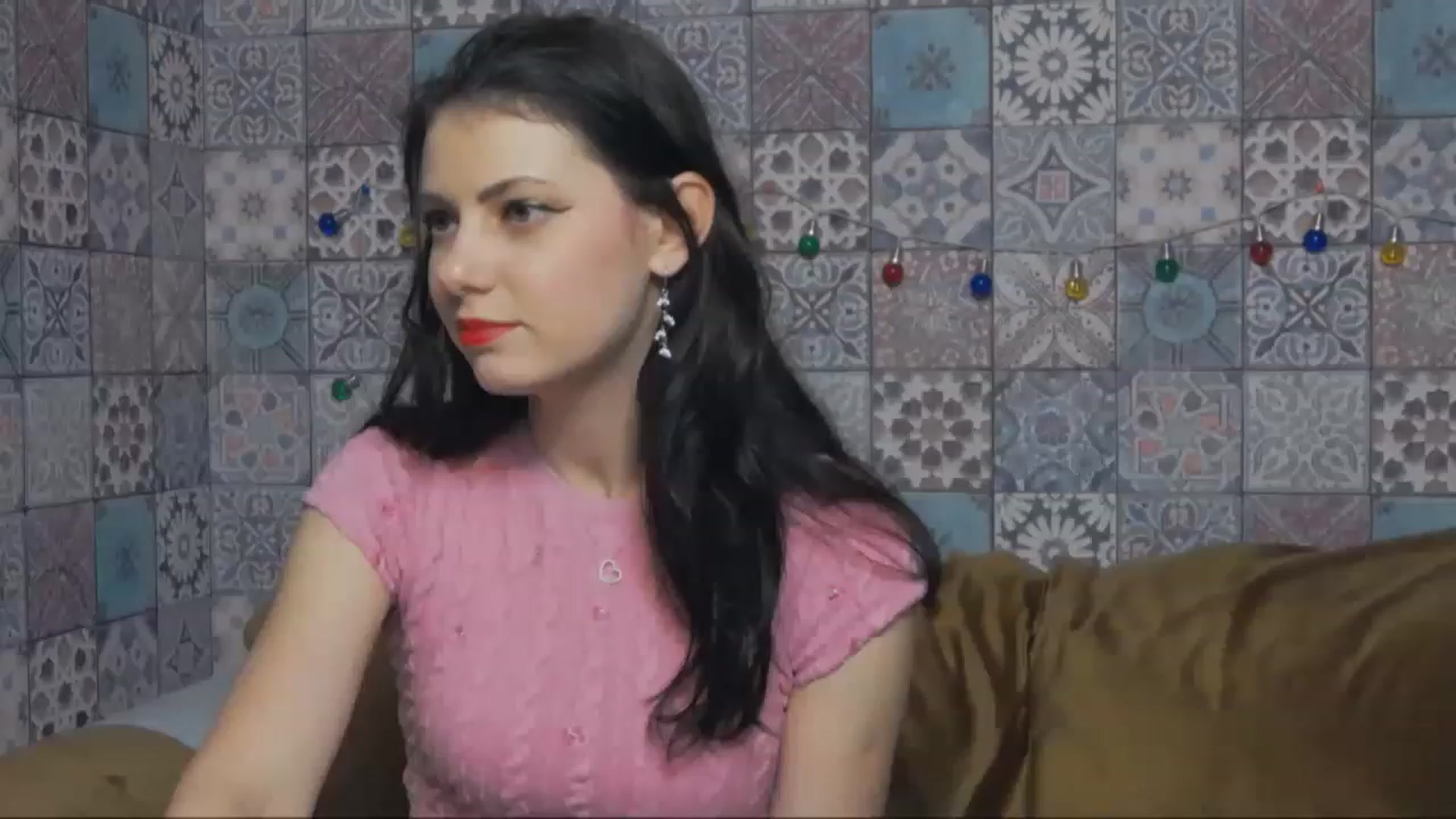 Gallery image thumbnail from MissAracely's myfreecams stream on, 02/19/2023, 19:38 image 3 of 20