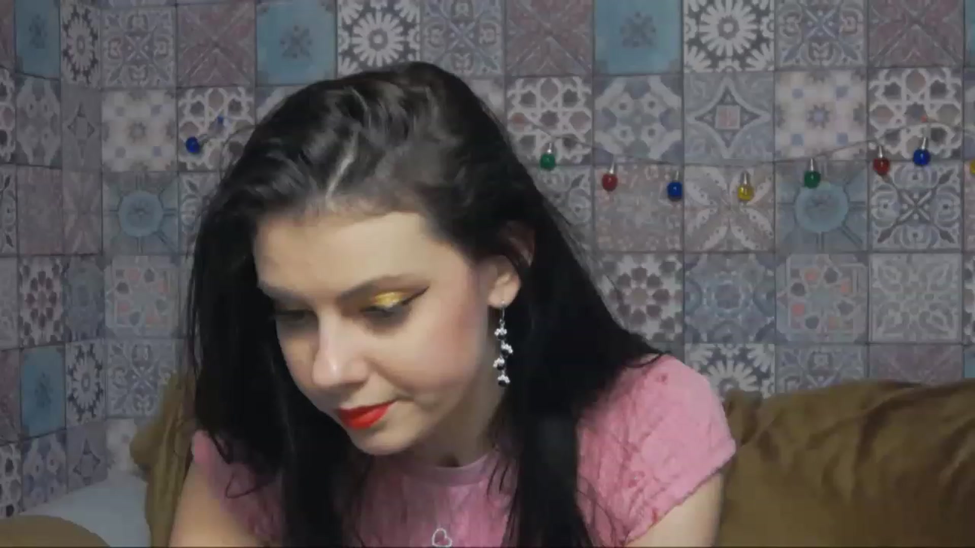 Gallery image thumbnail from MissAracely's myfreecams stream on, 02/19/2023, 19:38 image 12 of 20