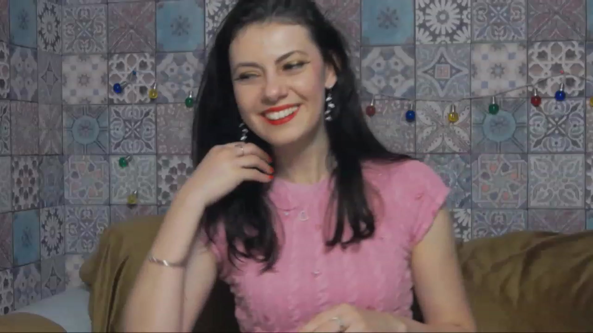 Gallery image thumbnail from MissAracely's myfreecams stream on, 02/19/2023, 19:38 image 13 of 20