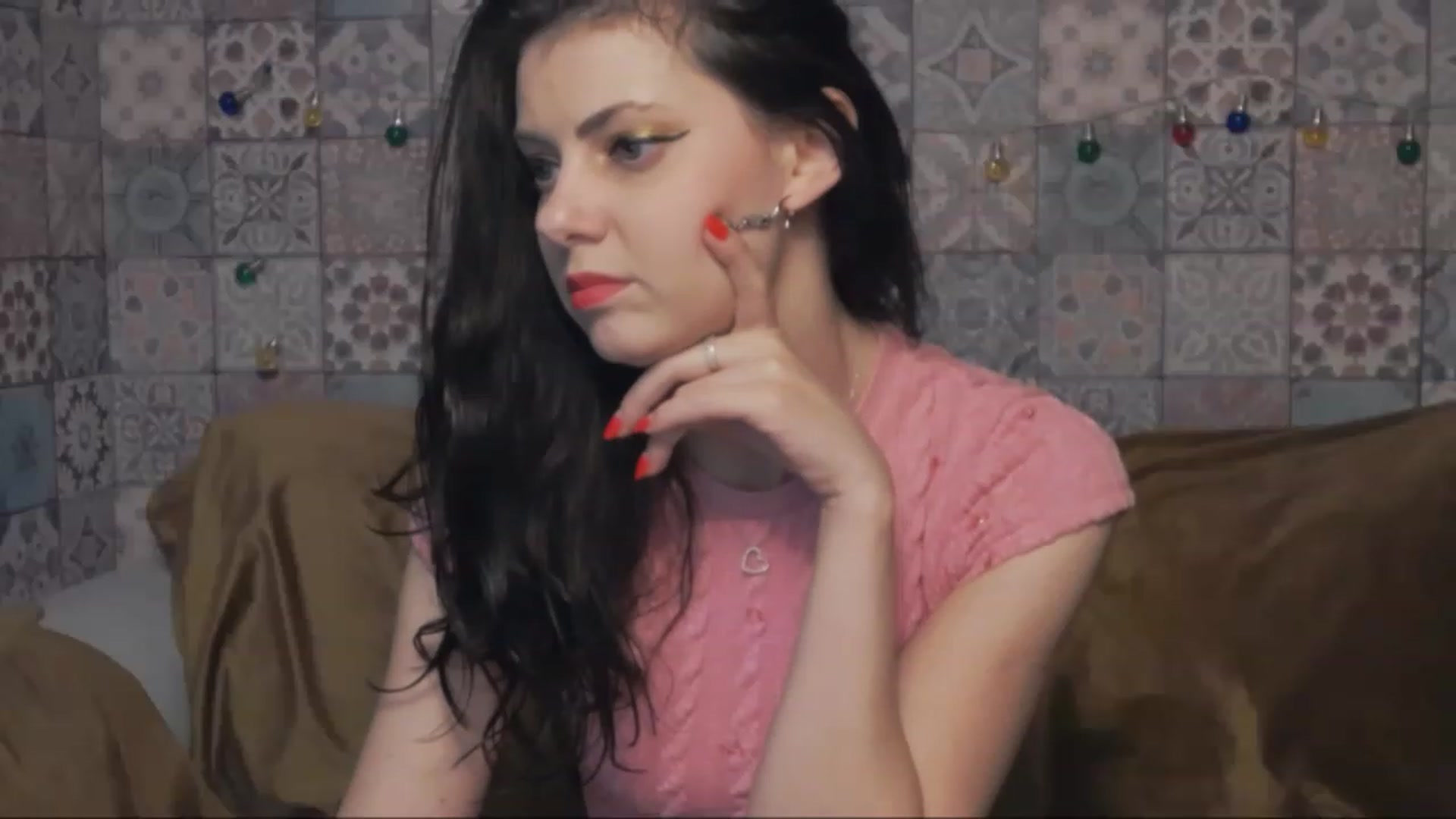 Gallery image thumbnail from MissAracely's myfreecams stream on, 02/19/2023, 21:34 image 15 of 20