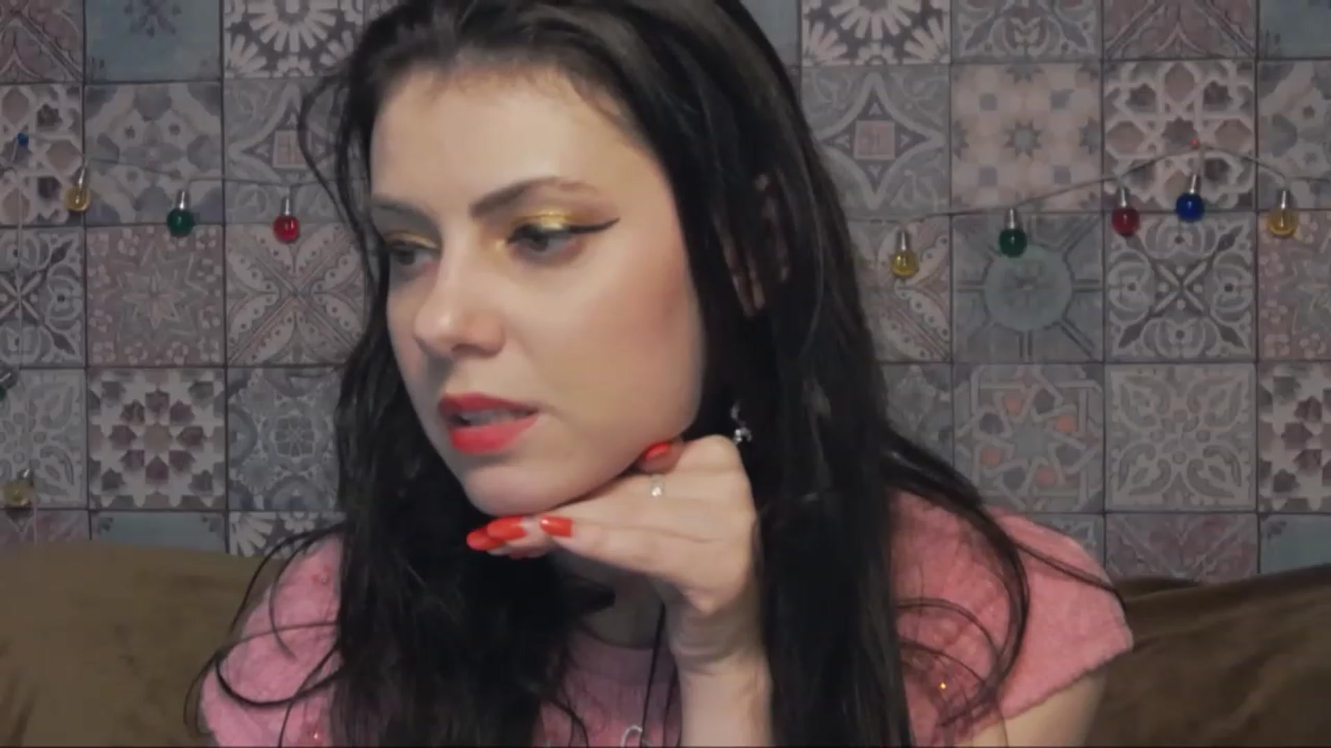 Gallery image thumbnail from MissAracely's myfreecams stream on, 02/19/2023, 21:34 image 12 of 20