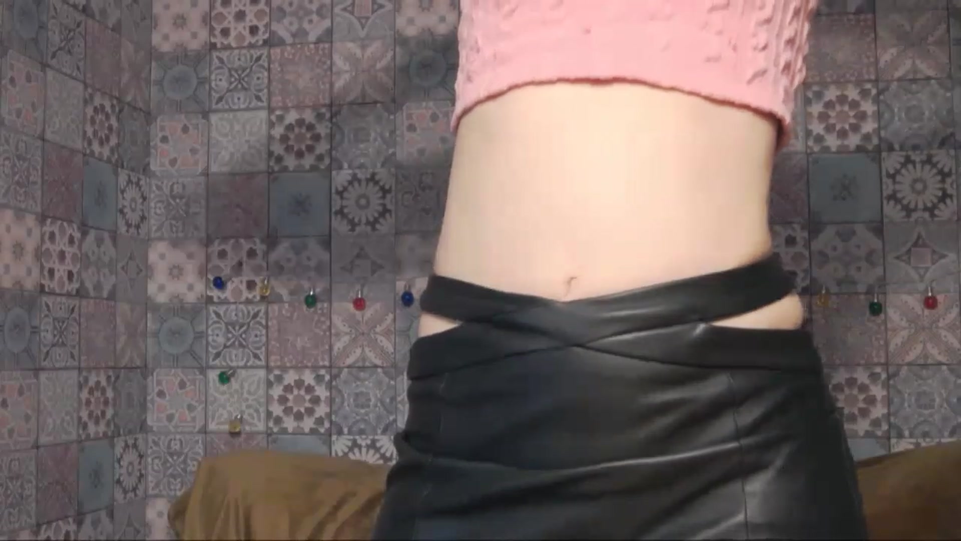 Gallery image thumbnail from MissAracely's myfreecams stream on, 02/19/2023, 23:03 image 3 of 20