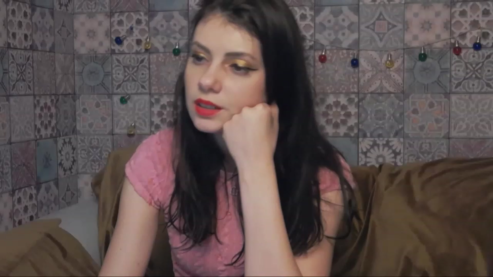 Gallery image thumbnail from MissAracely's myfreecams stream on, 02/19/2023, 23:03 image 17 of 20
