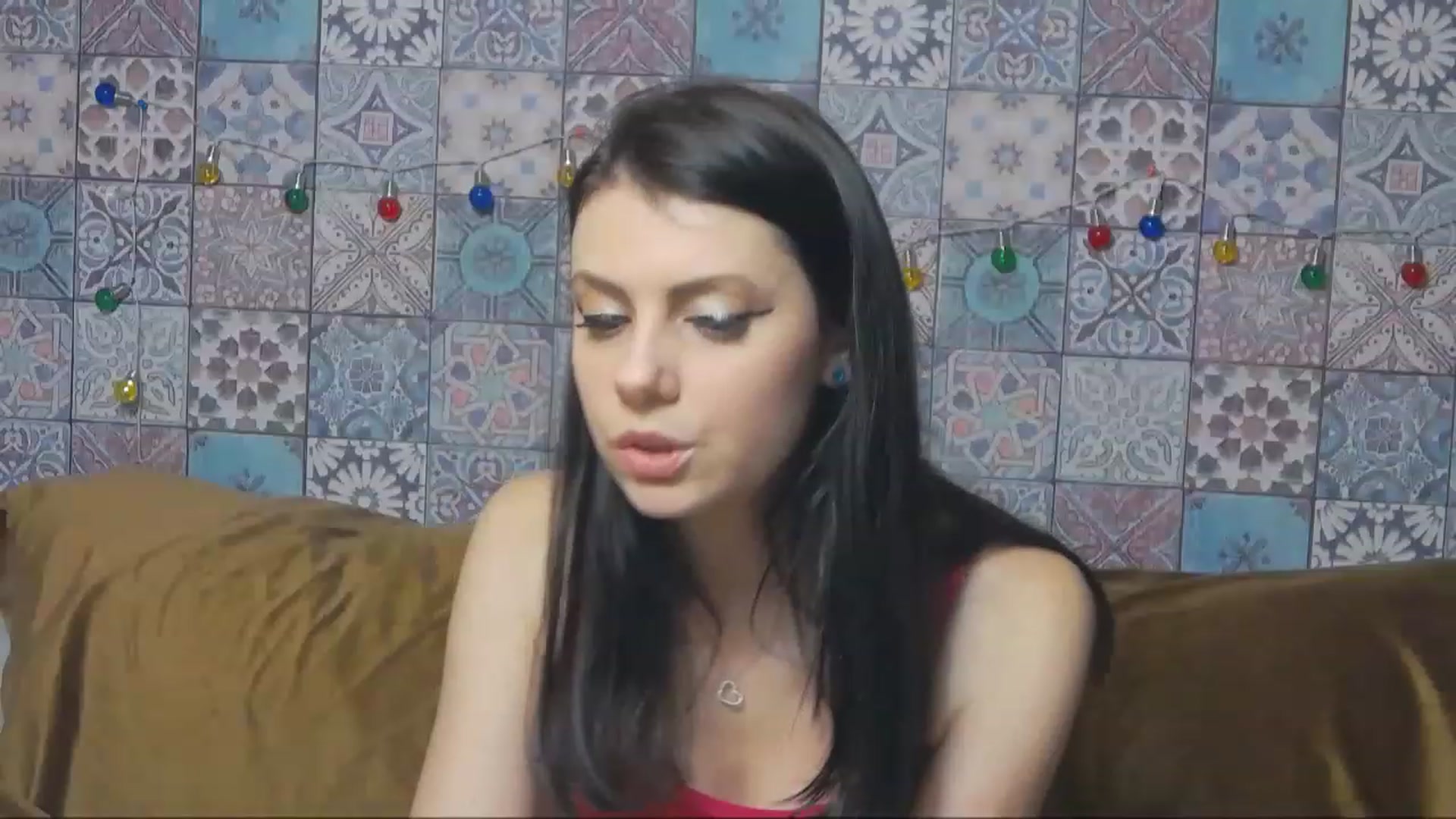 Gallery image thumbnail from MissAracely's myfreecams stream on, 03/01/2023, 18:15 image 18 of 20