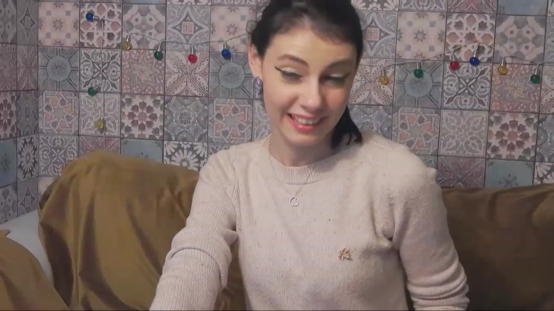 Gallery image thumbnail from MissAracely's myfreecams stream on, 03/05/2023, 01:44 image 8 of 20