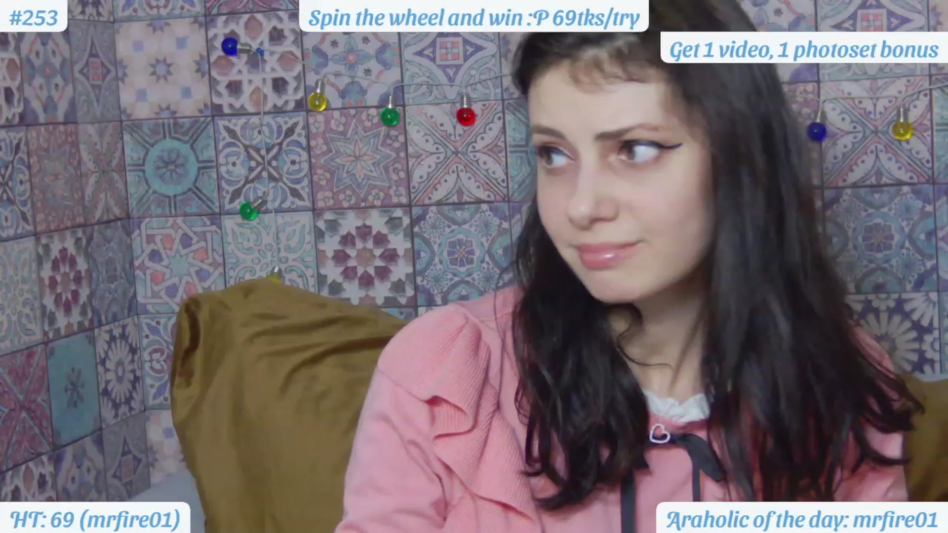 Gallery image thumbnail from MissAracely's myfreecams stream on, 03/08/2023, 22:18 image 9 of 20
