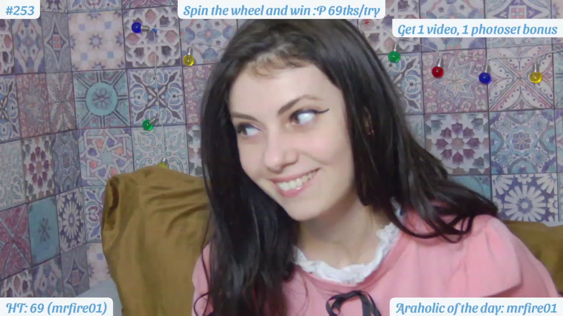 Gallery image thumbnail from MissAracely's myfreecams stream on, 03/08/2023, 22:18 image 11 of 20