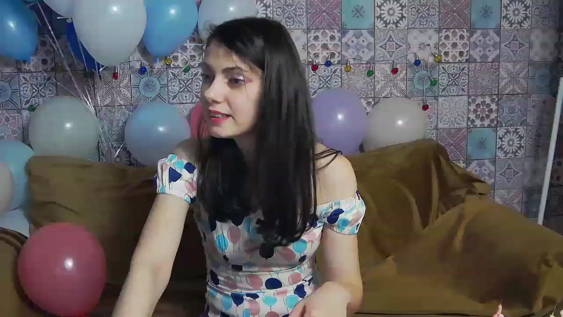Gallery image thumbnail from MissAracely's myfreecams stream on, 04/02/2023, 23:54 image 15 of 20