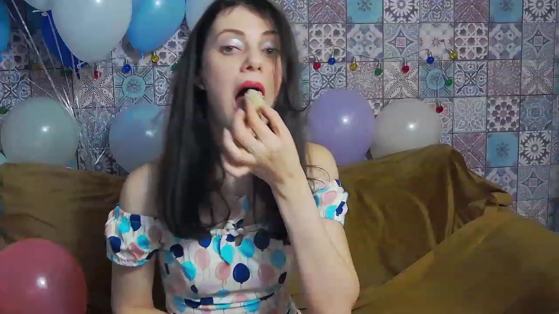 Gallery image thumbnail from MissAracely's myfreecams stream on, 04/02/2023, 23:54 image 20 of 20