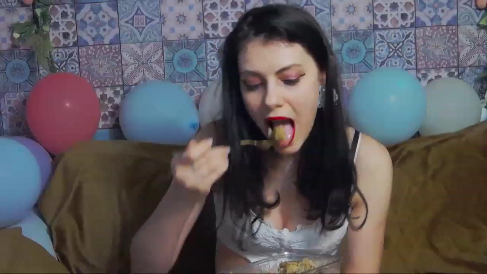 Gallery image thumbnail from MissAracely's myfreecams stream on, 04/05/2023, 21:51 image 6 of 20