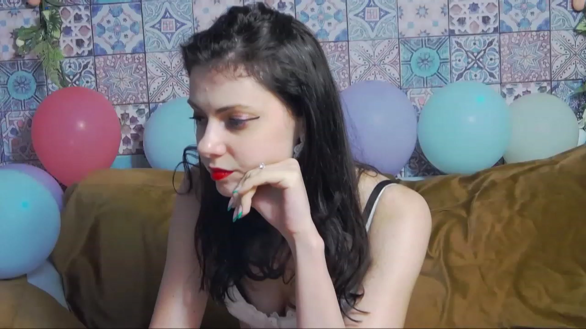 Gallery image thumbnail from MissAracely's myfreecams stream on, 04/05/2023, 21:51 image 7 of 20