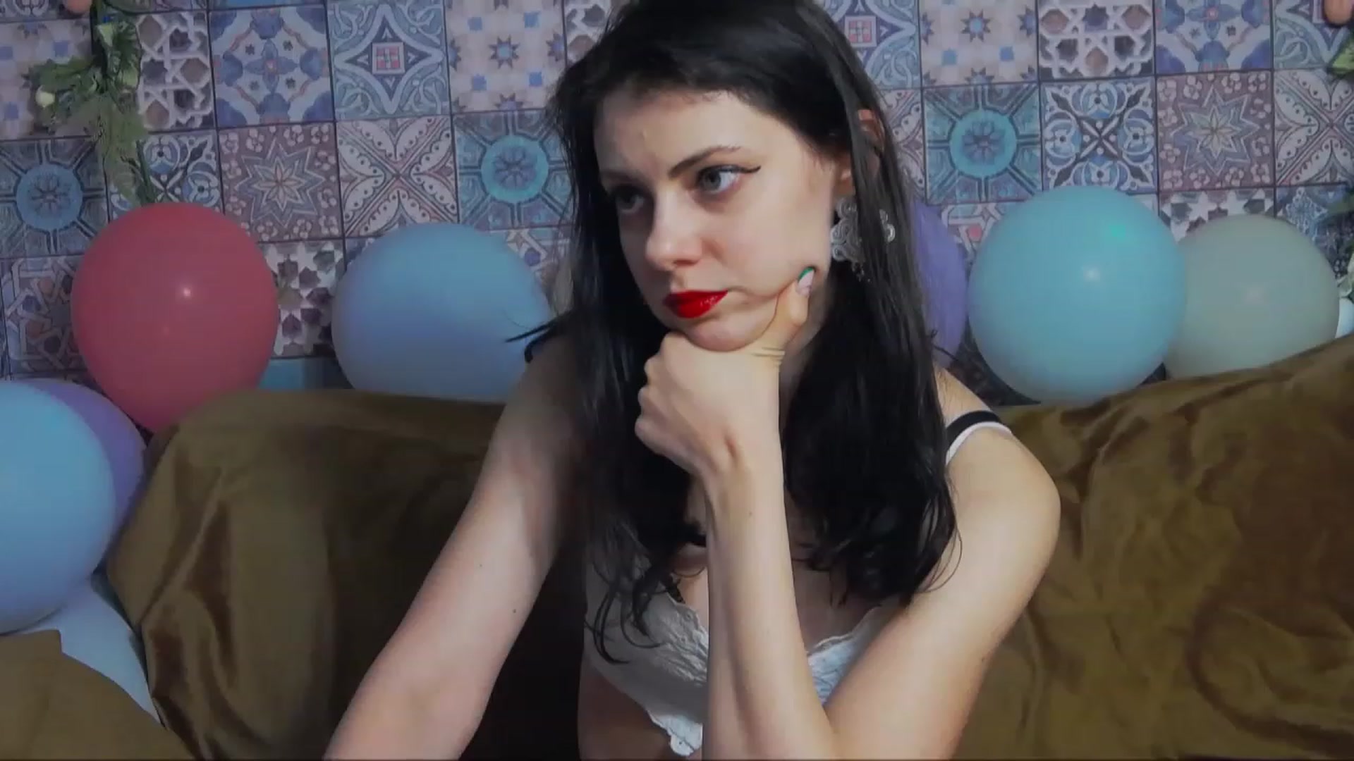 Gallery image thumbnail from MissAracely's myfreecams stream on, 04/05/2023, 21:51 image 5 of 20
