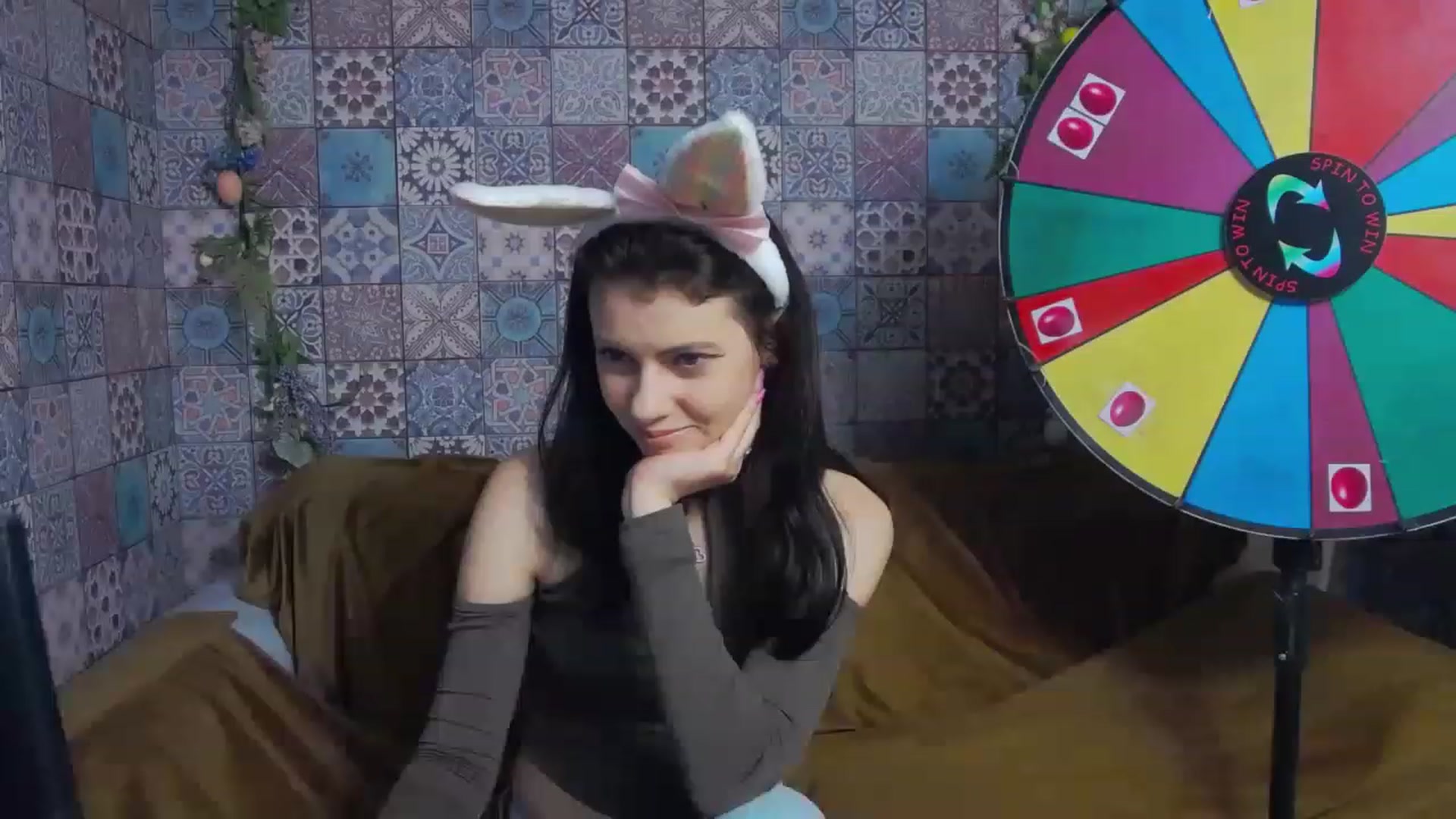 Gallery image thumbnail from MissAracely's myfreecams stream on, 04/08/2023, 20:18 image 13 of 20