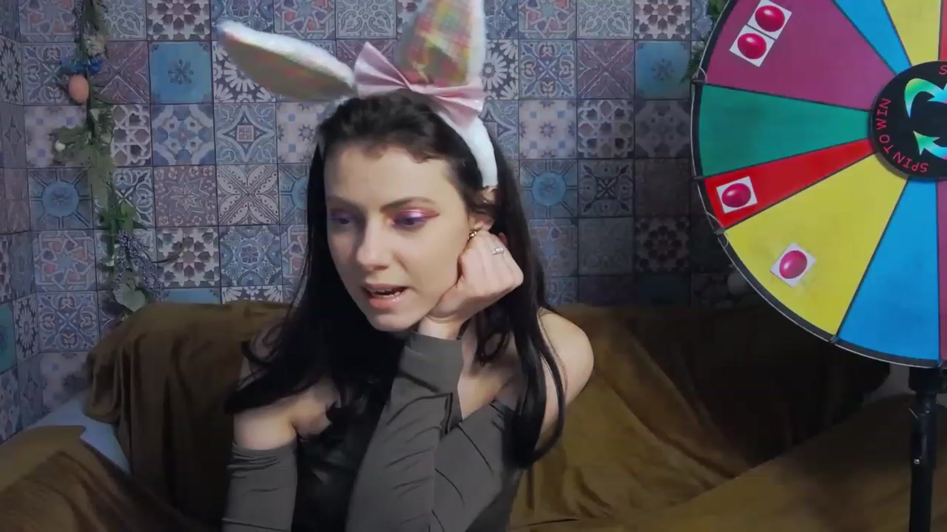 Gallery image thumbnail from MissAracely's myfreecams stream on, 04/08/2023, 20:18 image 12 of 20