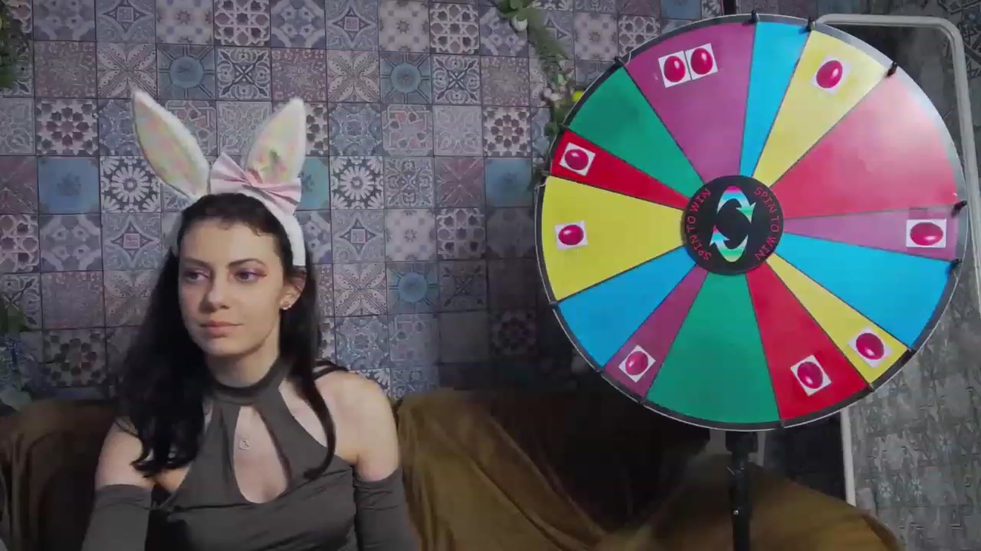 Gallery image thumbnail from MissAracely's myfreecams stream on, 04/08/2023, 20:18 image 6 of 20