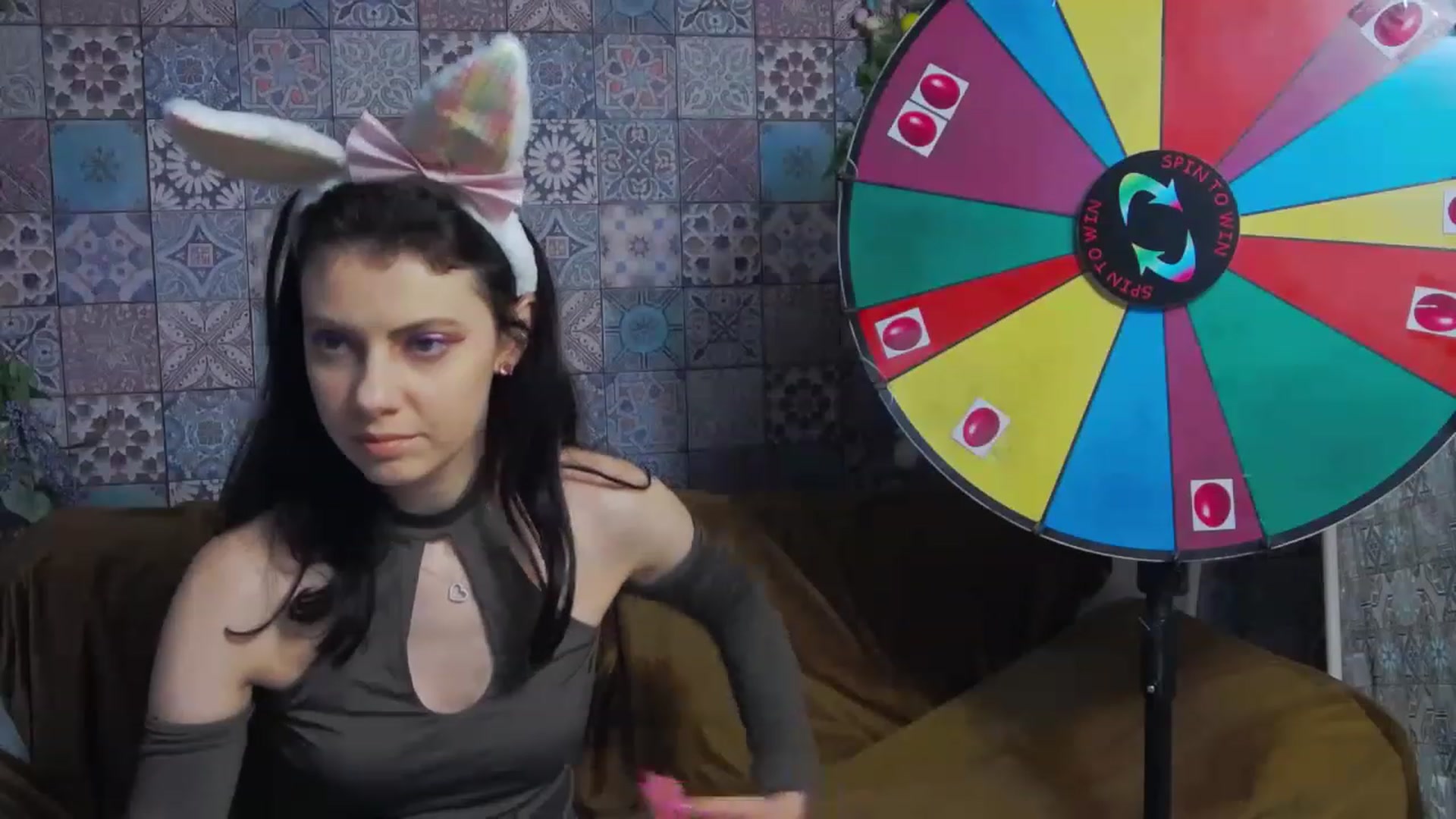 Gallery image thumbnail from MissAracely's myfreecams stream on, 04/08/2023, 20:18 image 14 of 20