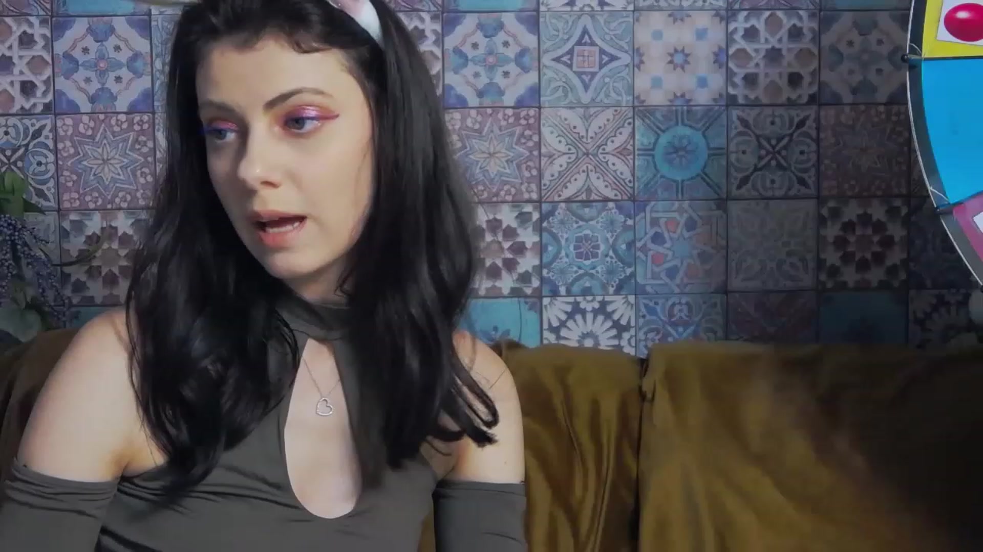 Gallery image thumbnail from MissAracely's myfreecams stream on, 04/08/2023, 20:50 image 12 of 20