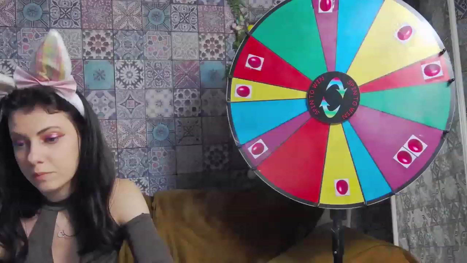 Gallery image thumbnail from MissAracely's myfreecams stream on, 04/08/2023, 20:50 image 2 of 20