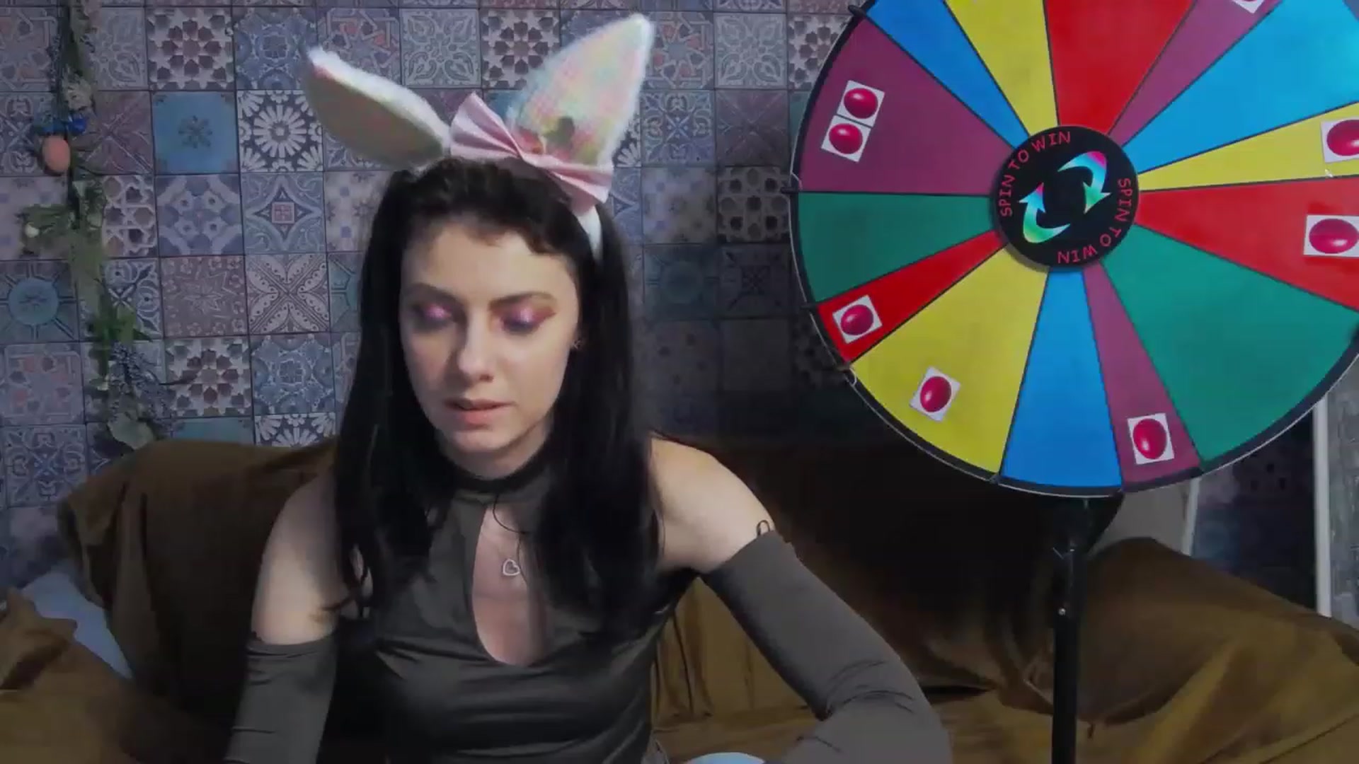 Gallery image thumbnail from MissAracely's myfreecams stream on, 04/08/2023, 23:05 image 11 of 20