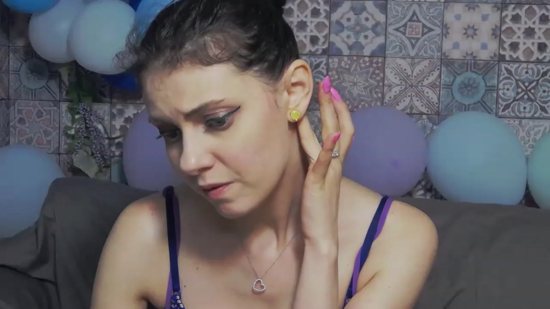 Gallery image thumbnail from MissAracely's myfreecams stream on, 04/12/2023, 20:08 image 18 of 20