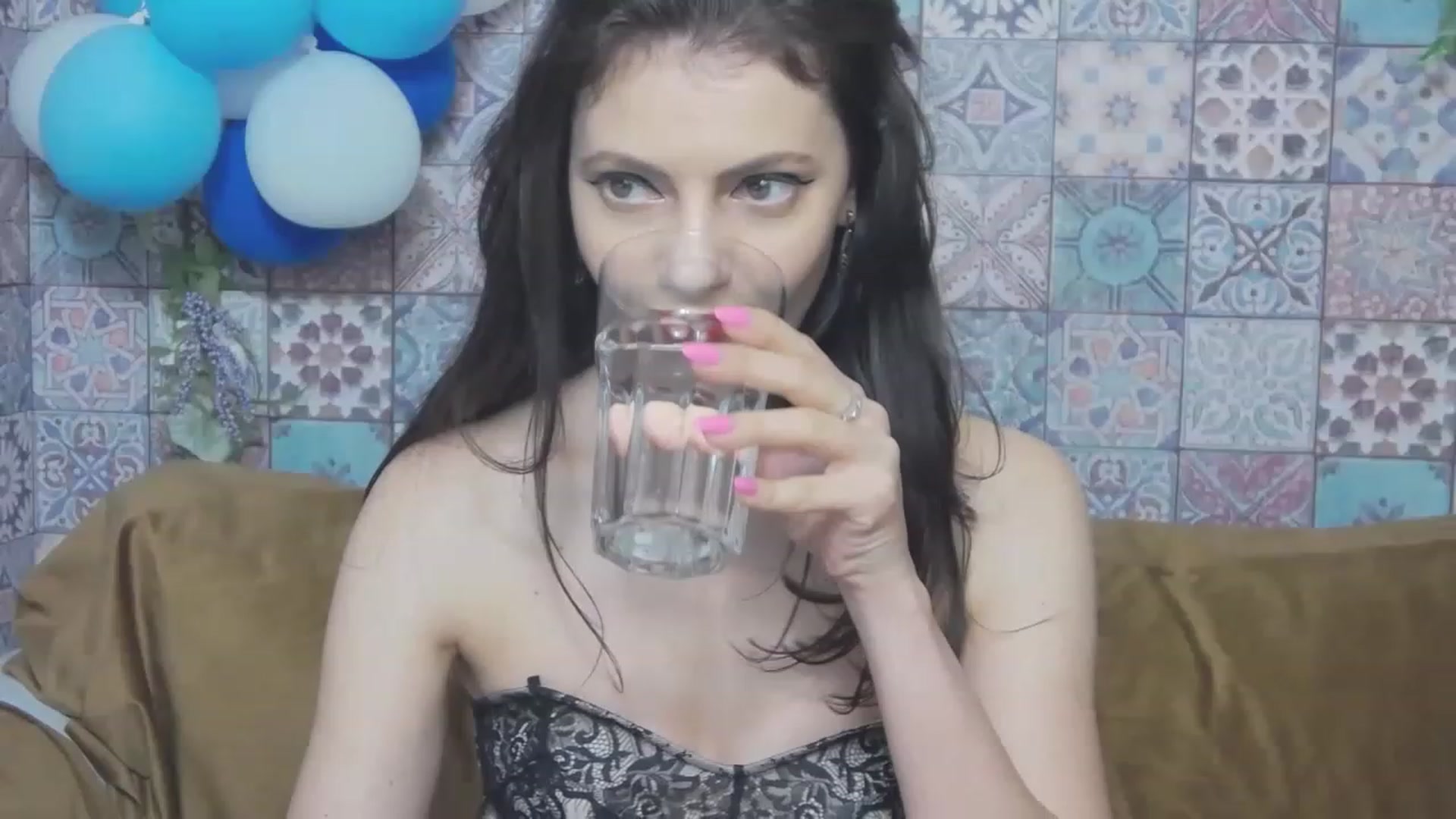 Gallery image thumbnail from MissAracely's myfreecams stream on, 04/15/2023, 19:04 image 1 of 20