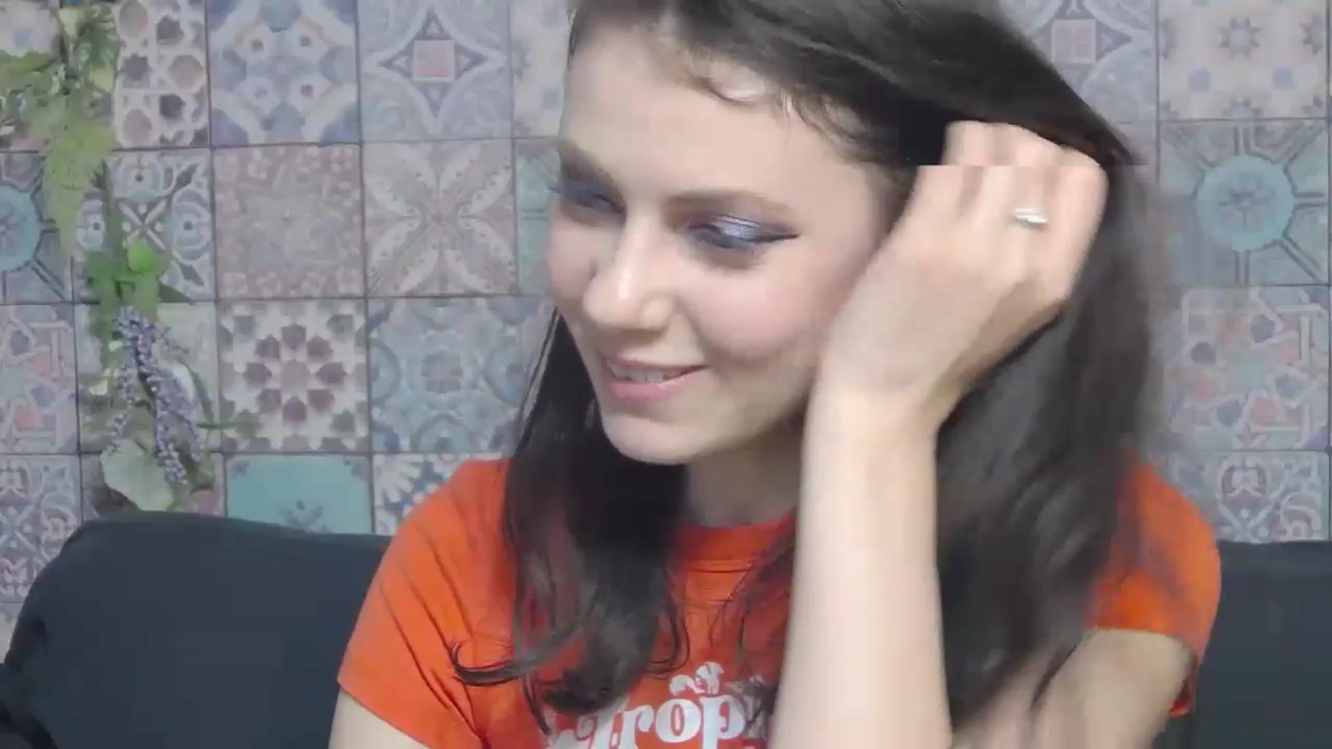 Gallery image thumbnail from MissAracely's myfreecams stream on, 04/21/2023, 17:26 image 14 of 20