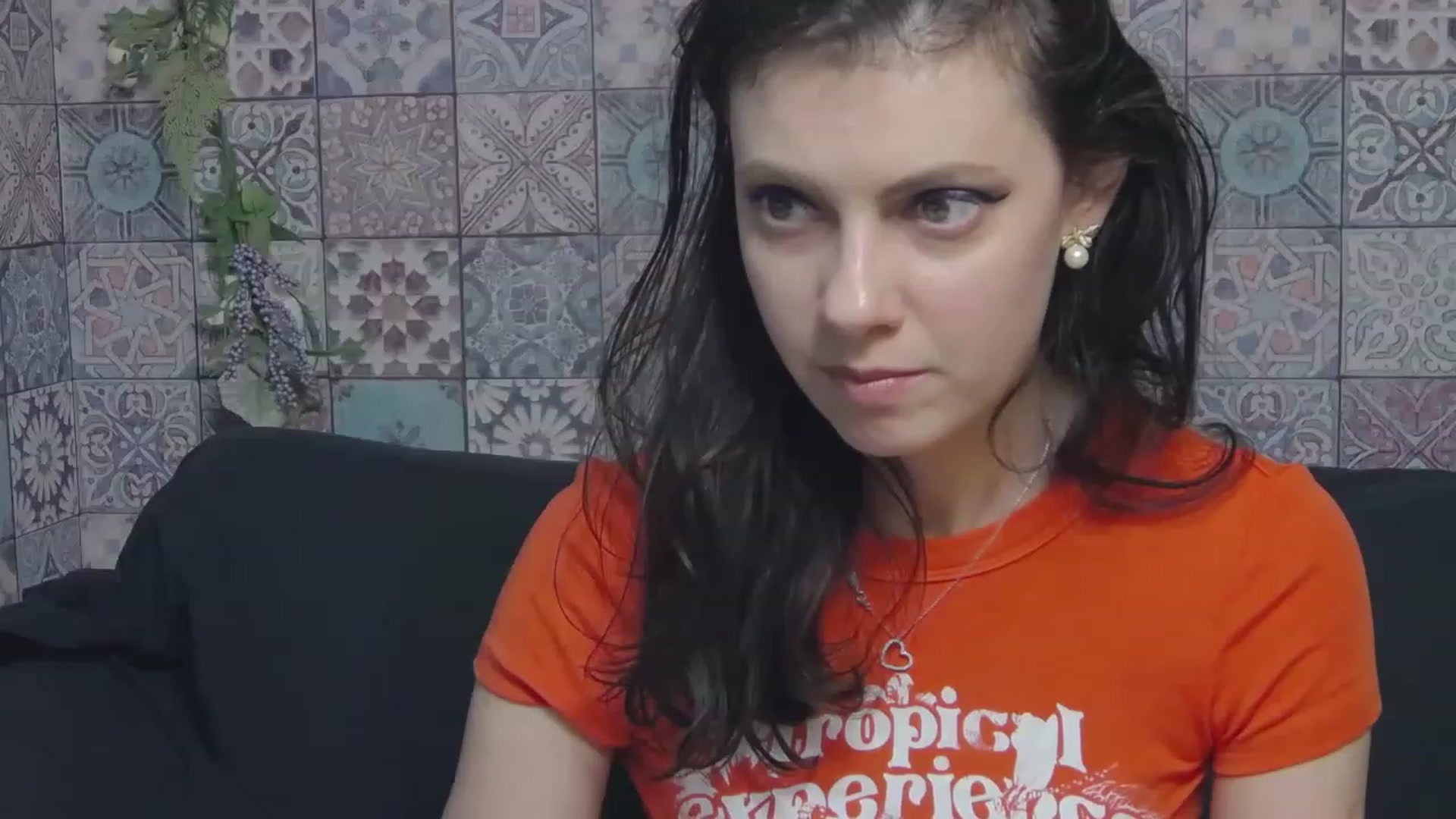 Gallery image thumbnail from MissAracely's myfreecams stream on, 04/21/2023, 20:15 image 4 of 20