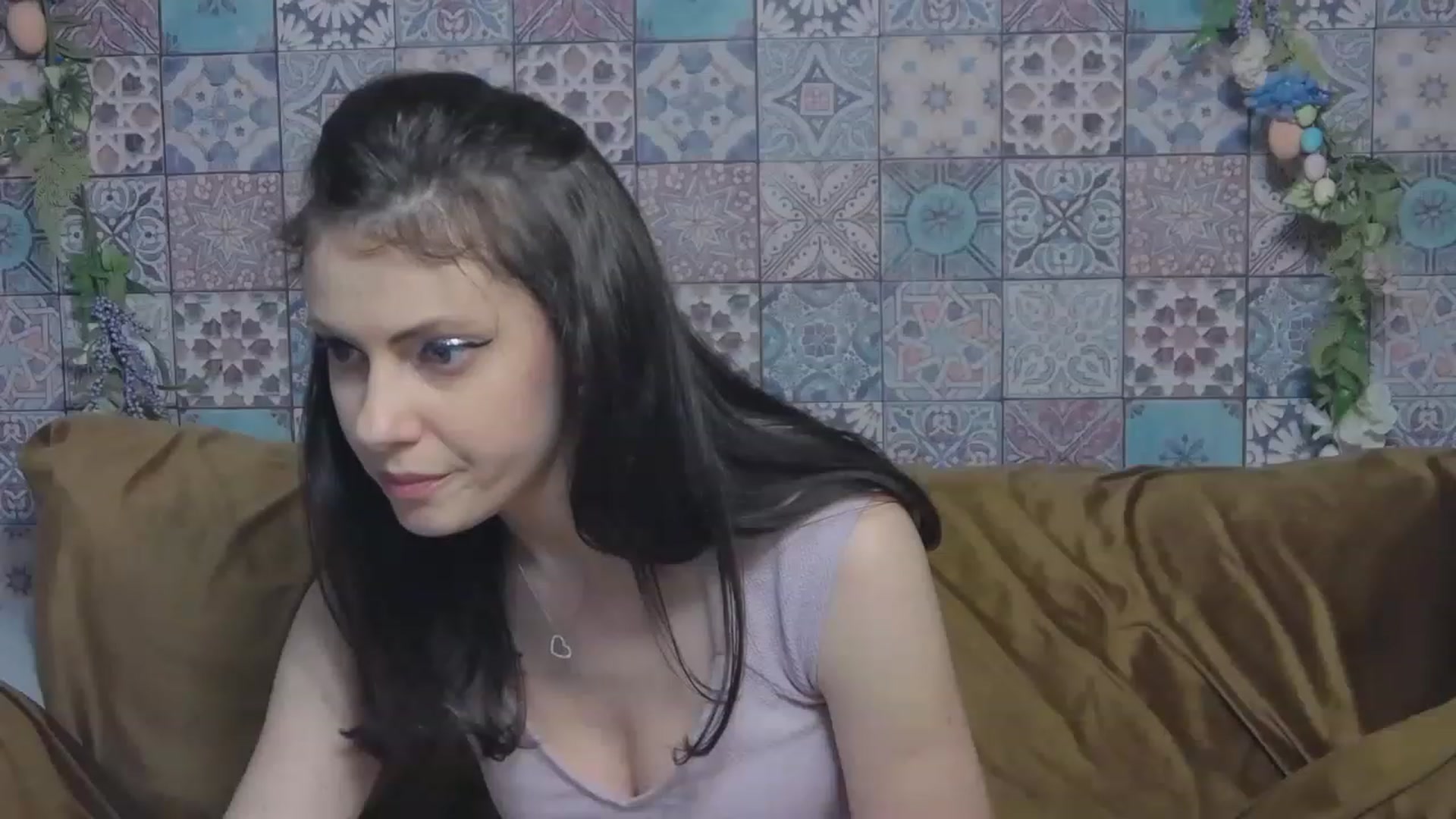 Gallery image thumbnail from MissAracely's myfreecams stream on, 04/22/2023, 20:10 image 19 of 20
