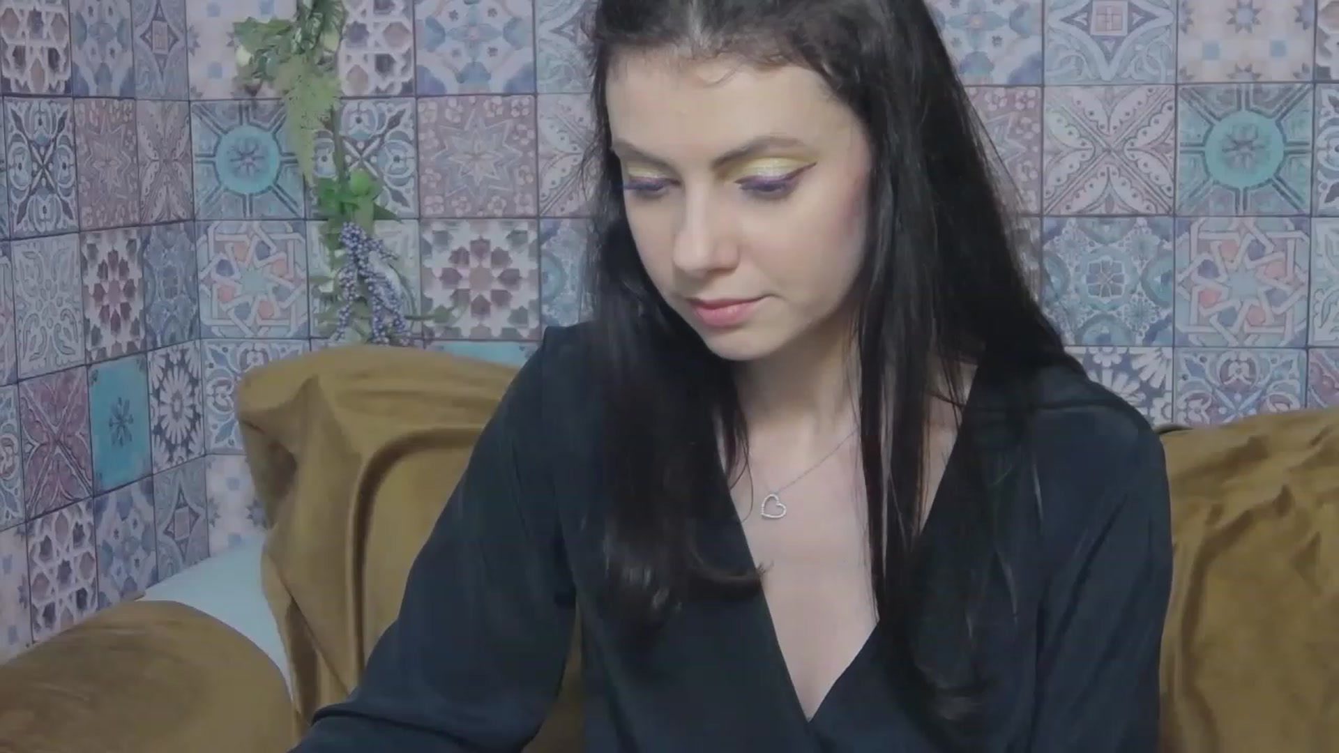 Gallery image thumbnail from MissAracely's myfreecams stream on, 04/23/2023, 19:42 image 1 of 20