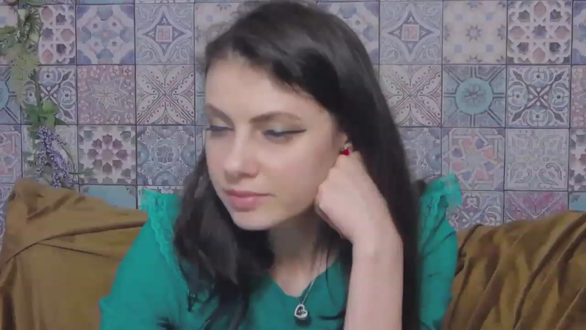 Gallery image thumbnail from MissAracely's myfreecams stream on, 04/26/2023, 20:30 image 7 of 20