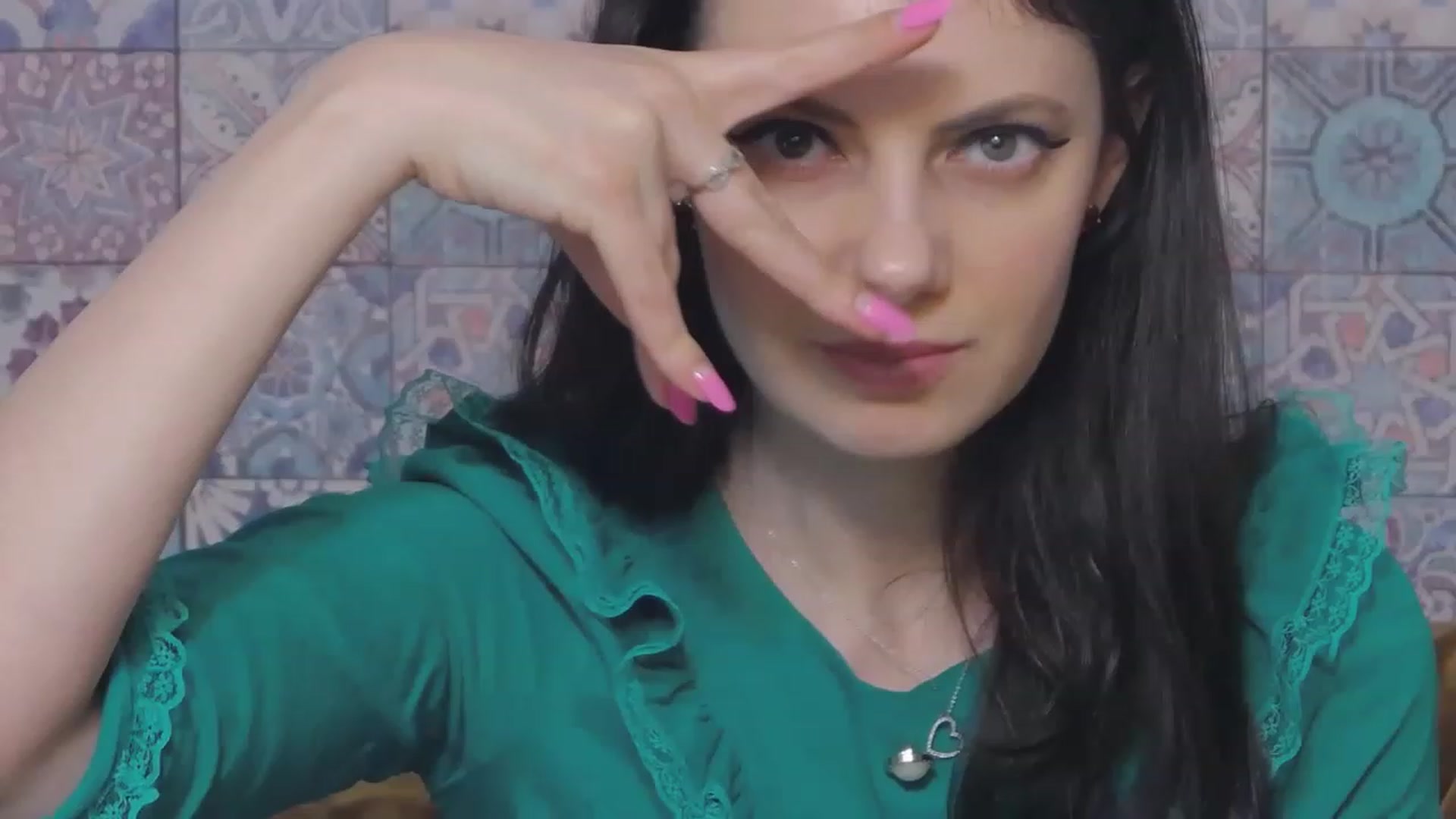 Gallery image thumbnail from MissAracely's myfreecams stream on, 04/26/2023, 20:30 image 5 of 20