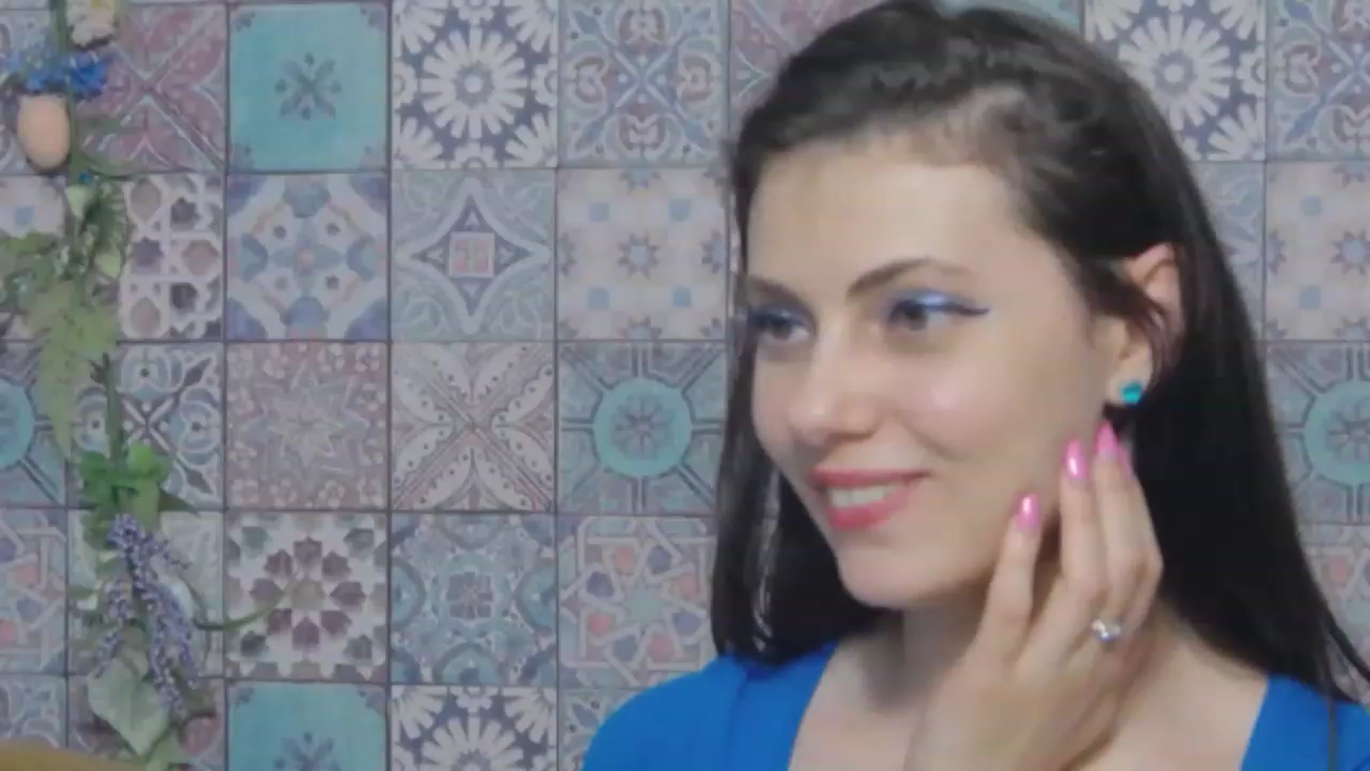 Gallery image thumbnail from MissAracely's myfreecams stream on, 04/28/2023, 22:12 image 2 of 20