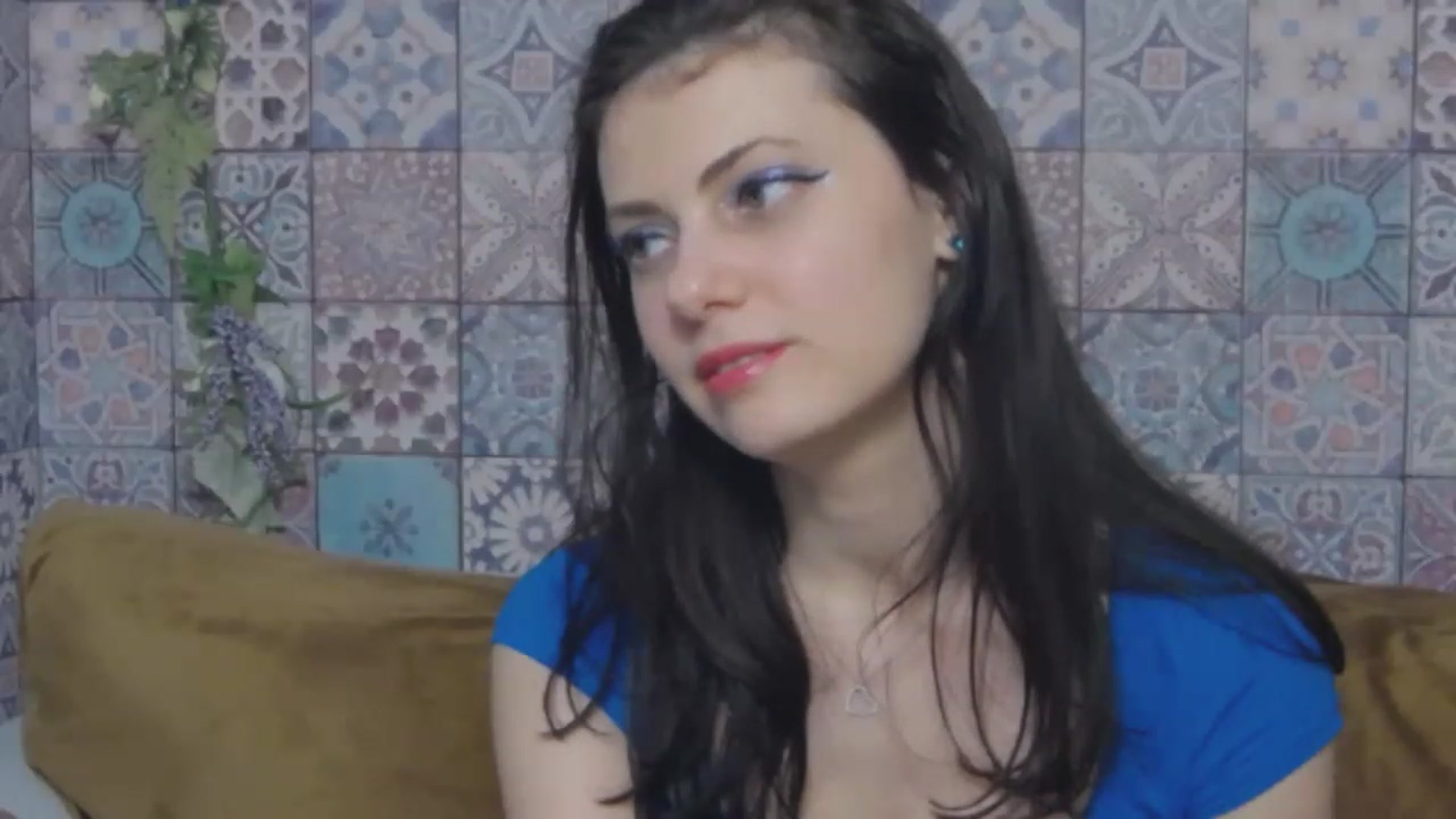 Gallery image thumbnail from MissAracely's myfreecams stream on, 04/28/2023, 22:12 image 12 of 20