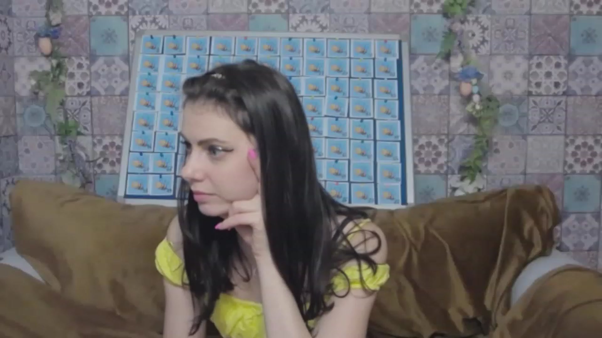 Gallery image thumbnail from MissAracely's myfreecams stream on, 05/01/2023, 17:14 image 20 of 20