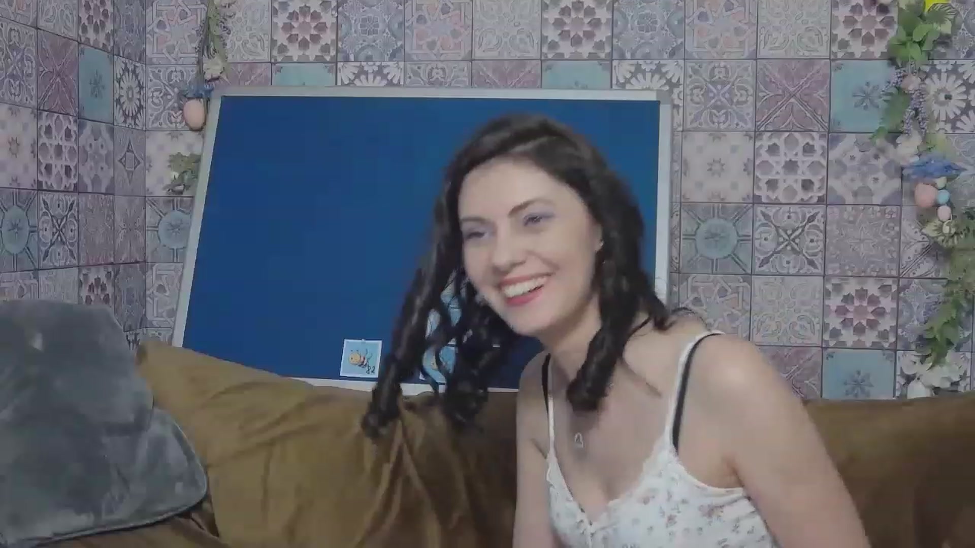 Gallery image thumbnail from MissAracely's myfreecams stream on, 05/03/2023, 21:49 image 11 of 20