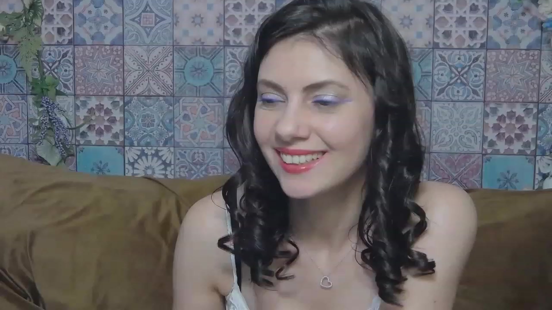 Gallery image thumbnail from MissAracely's myfreecams stream on, 05/03/2023, 23:02 image 8 of 20