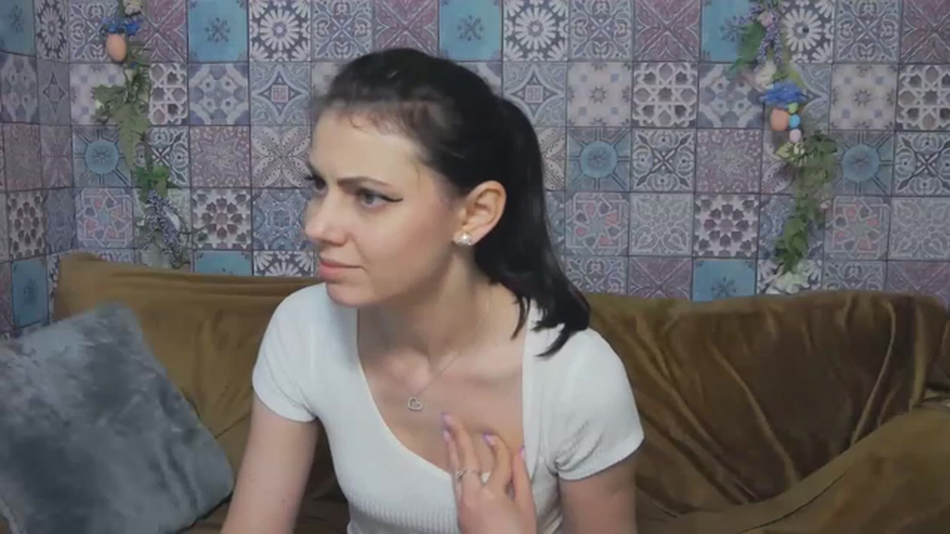 Gallery image thumbnail from MissAracely's myfreecams stream on, 05/07/2023, 20:13 image 12 of 20
