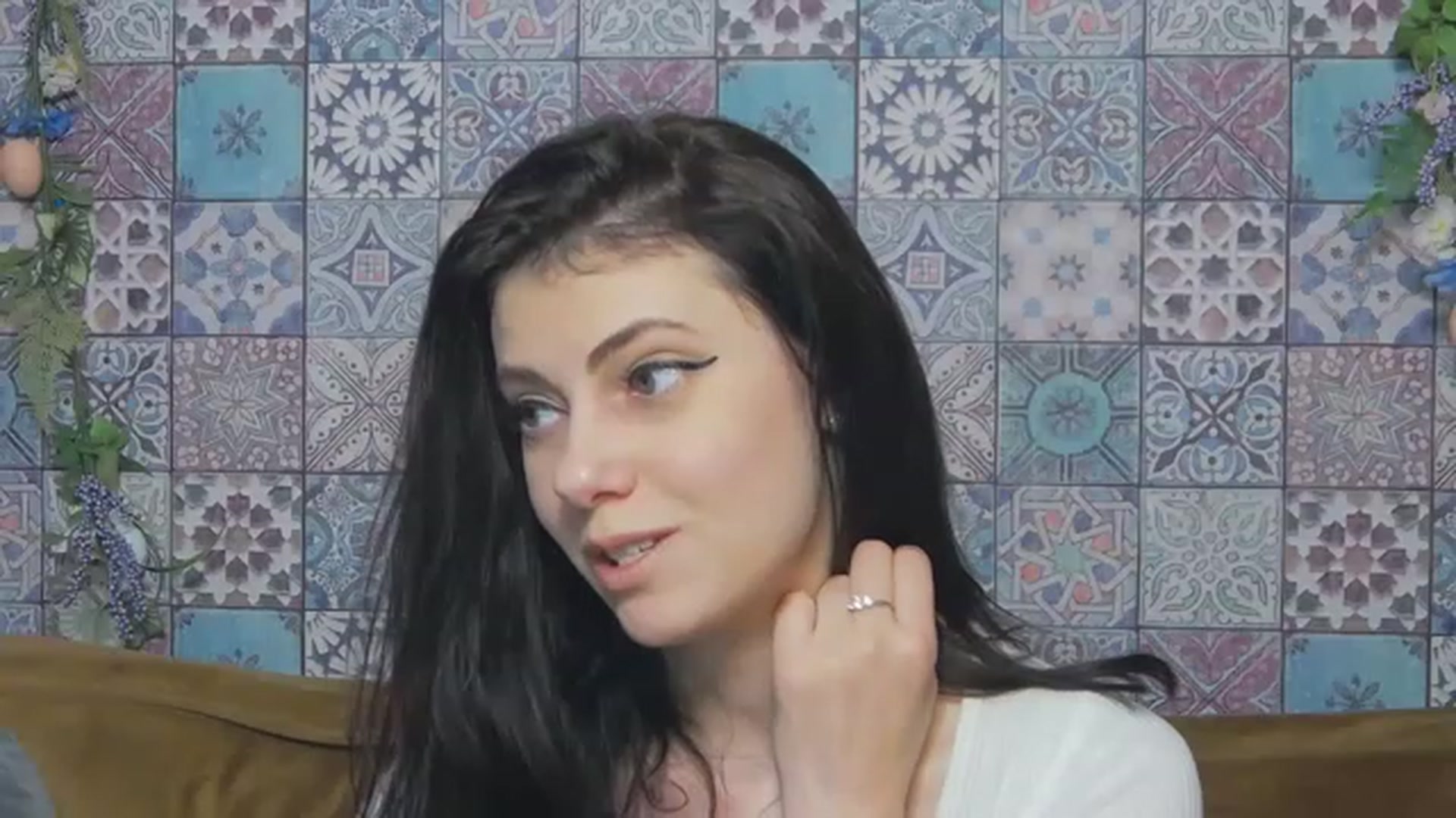Gallery image thumbnail from MissAracely's myfreecams stream on, 05/07/2023, 20:40 image 15 of 20