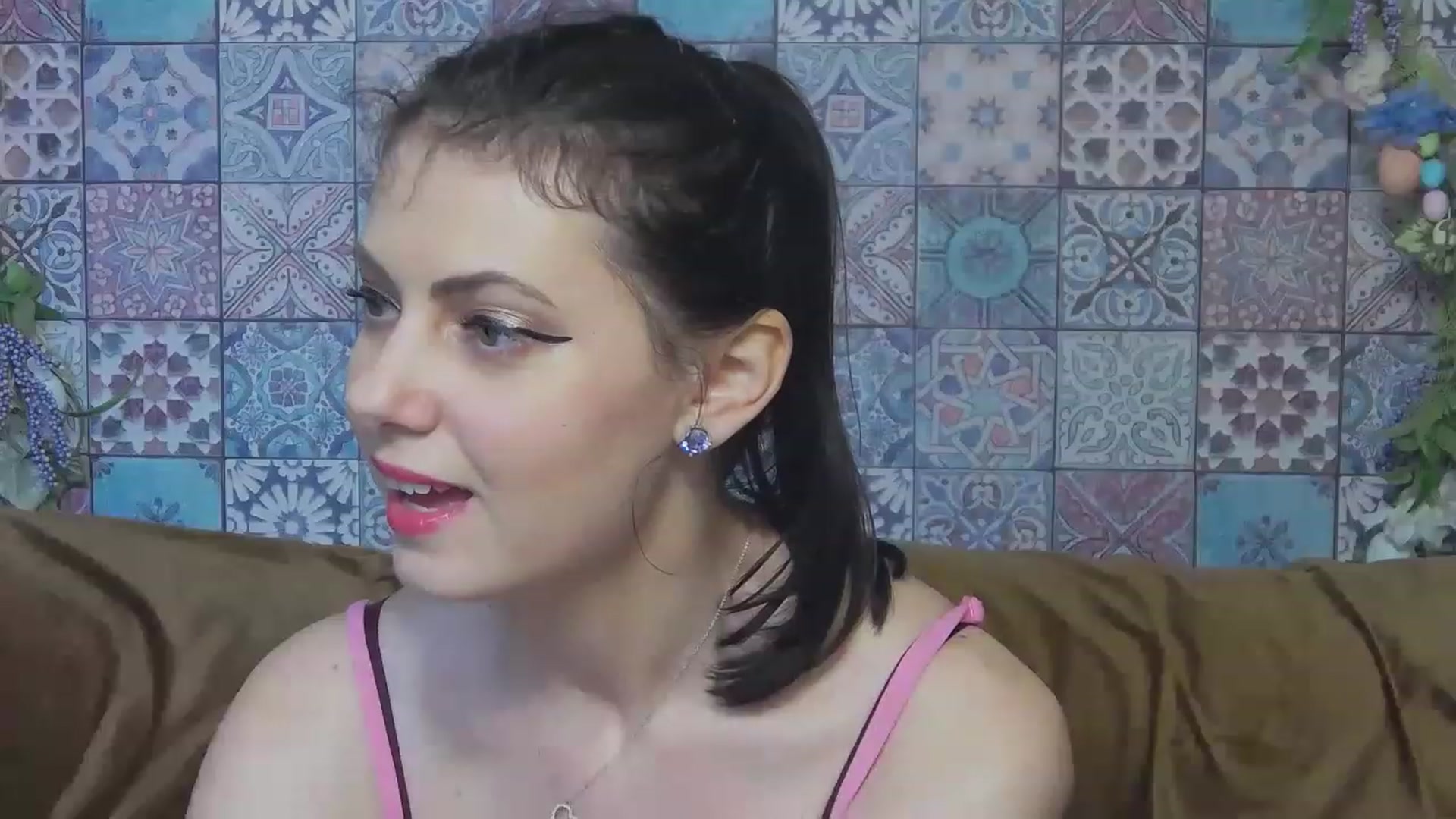 Gallery image thumbnail from MissAracely's myfreecams stream on, 05/10/2023, 14:31 image 18 of 20