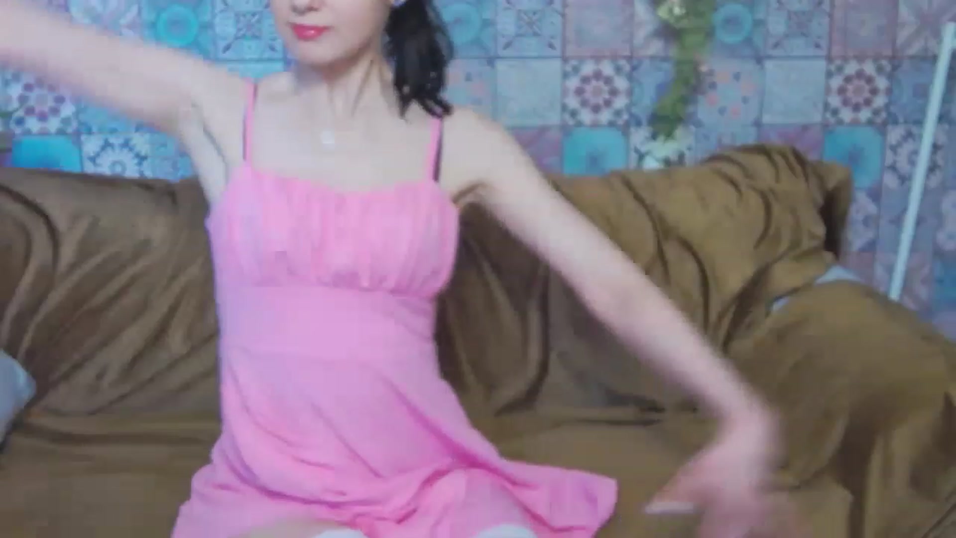 Gallery image thumbnail from MissAracely's myfreecams stream on, 05/10/2023, 14:31 image 5 of 20