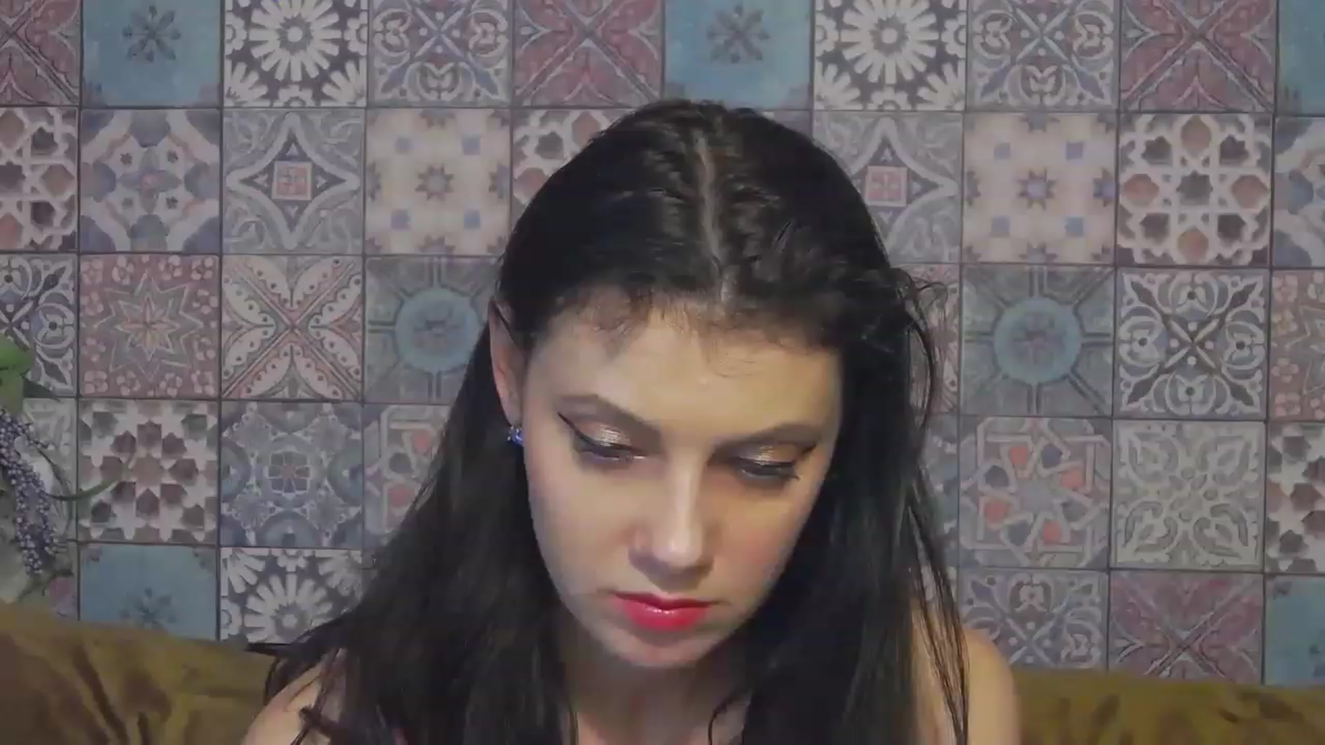 Gallery image thumbnail from MissAracely's myfreecams stream on, 05/10/2023, 18:36 image 4 of 20