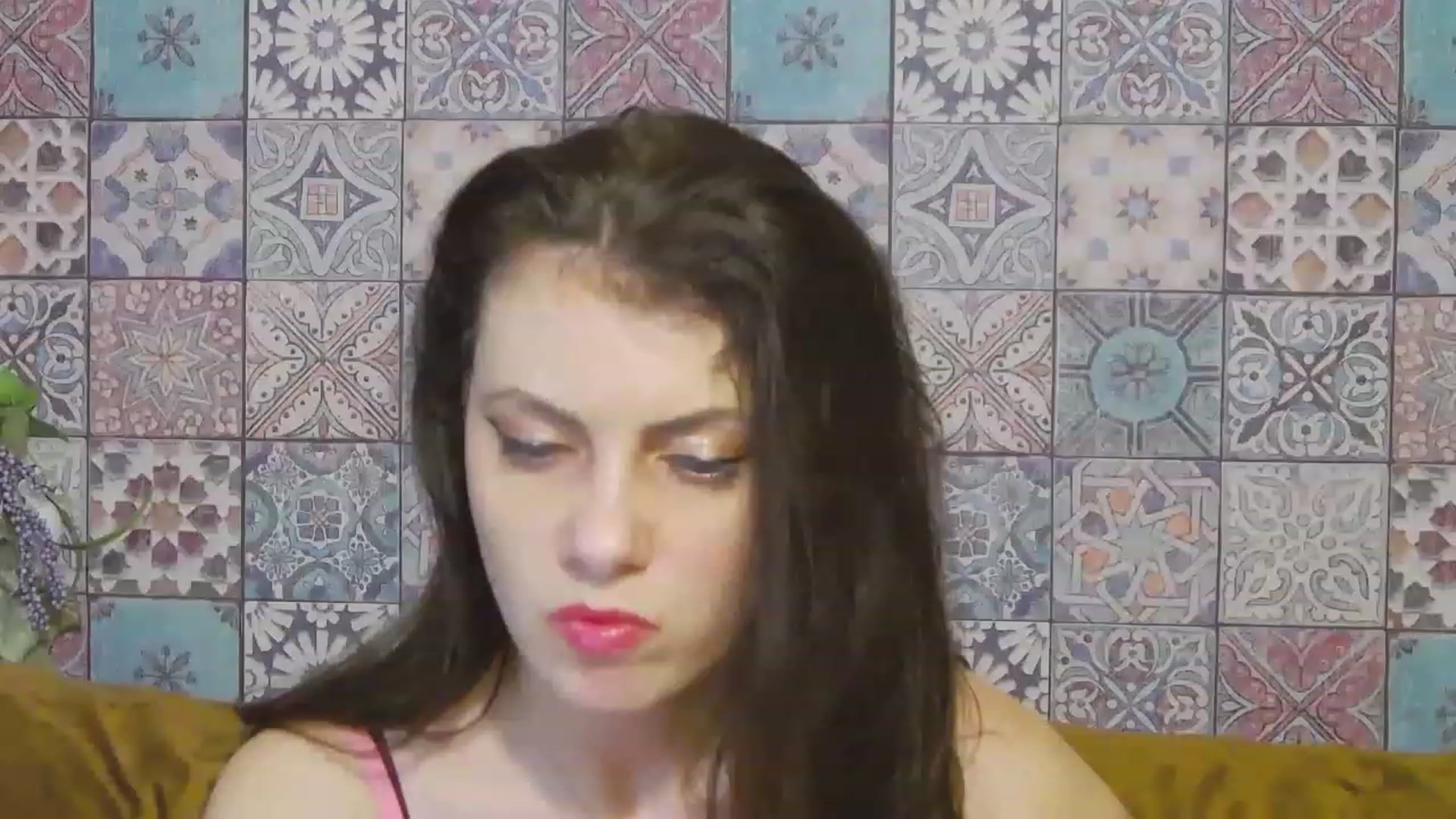 Gallery image thumbnail from MissAracely's myfreecams stream on, 05/10/2023, 18:36 image 5 of 20