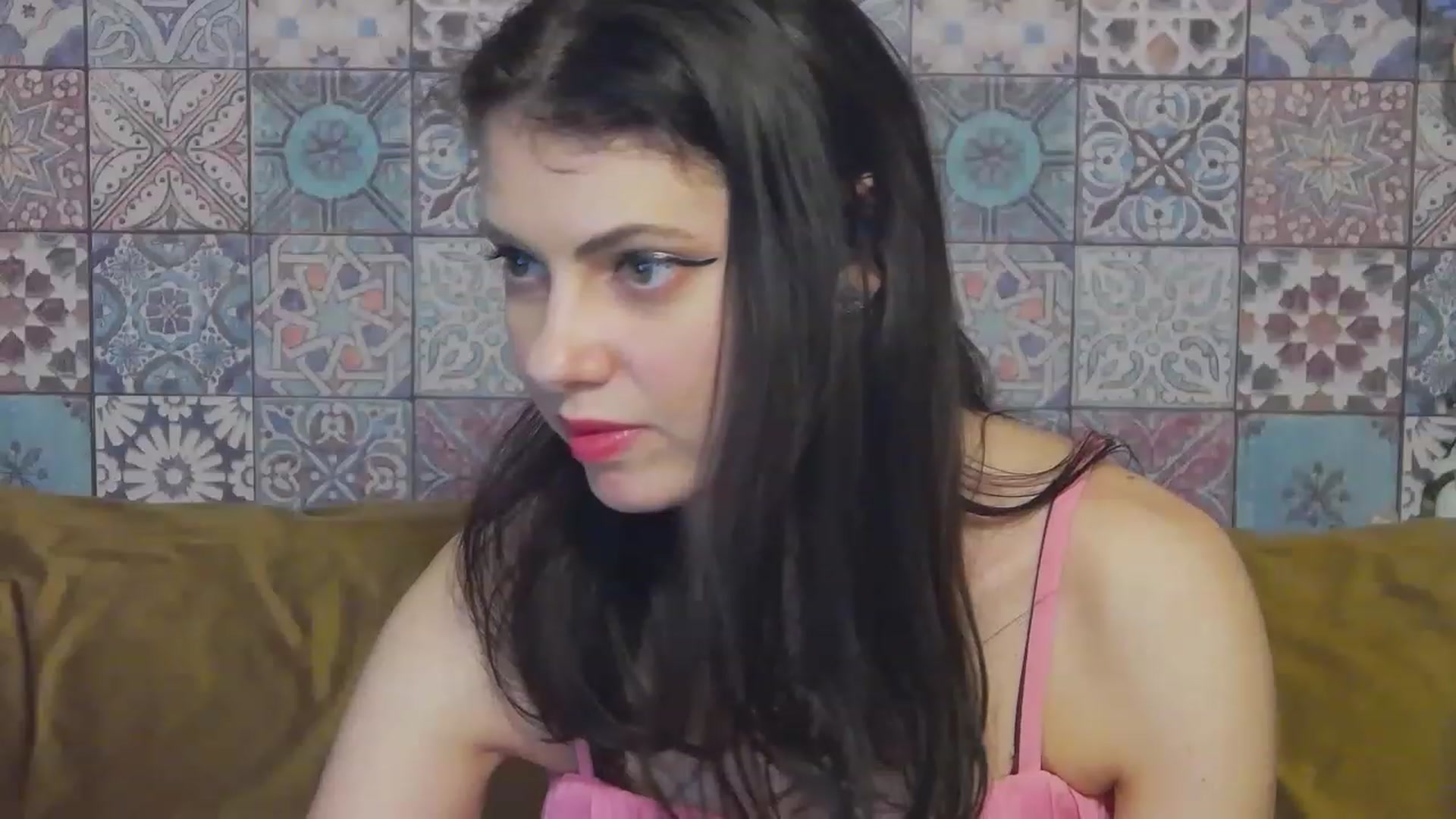 Gallery image thumbnail from MissAracely's myfreecams stream on, 05/10/2023, 18:36 image 11 of 20