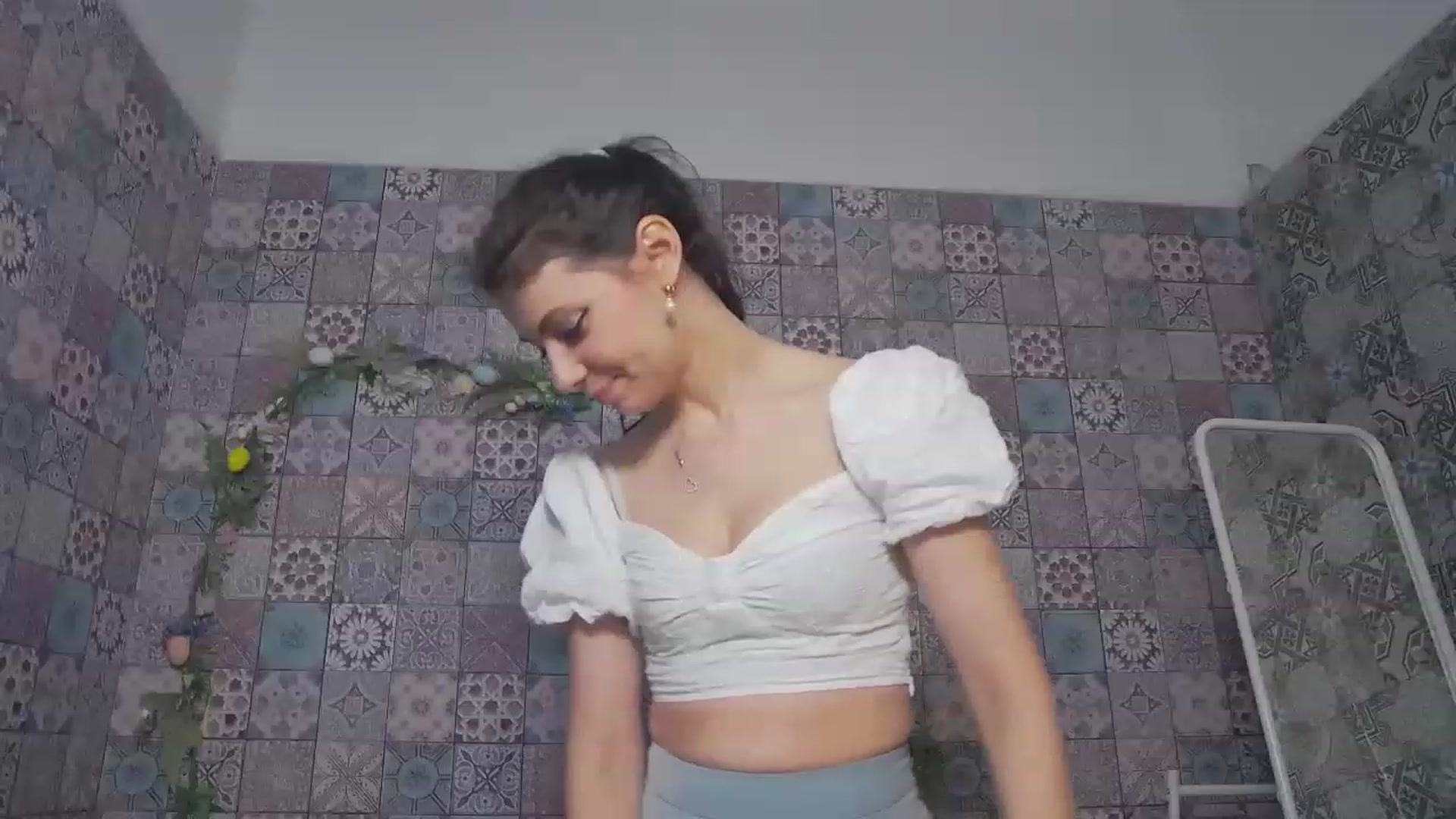 Gallery image thumbnail from MissAracely's myfreecams stream on, 05/13/2023, 18:47 image 9 of 20