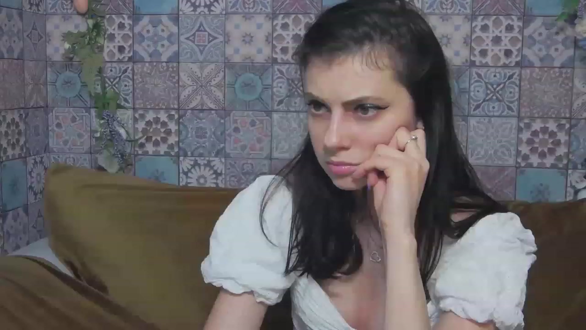 Gallery image thumbnail from MissAracely's myfreecams stream on, 05/13/2023, 21:21 image 10 of 20