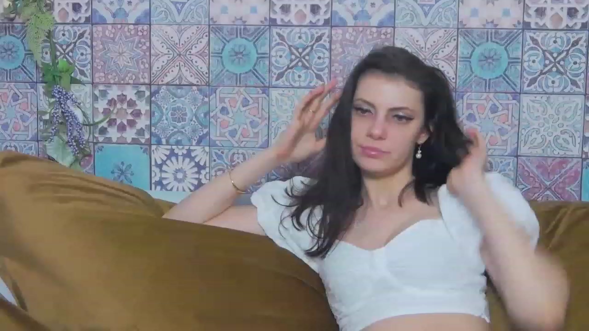 Gallery image thumbnail from MissAracely's myfreecams stream on, 05/13/2023, 21:21 image 16 of 20