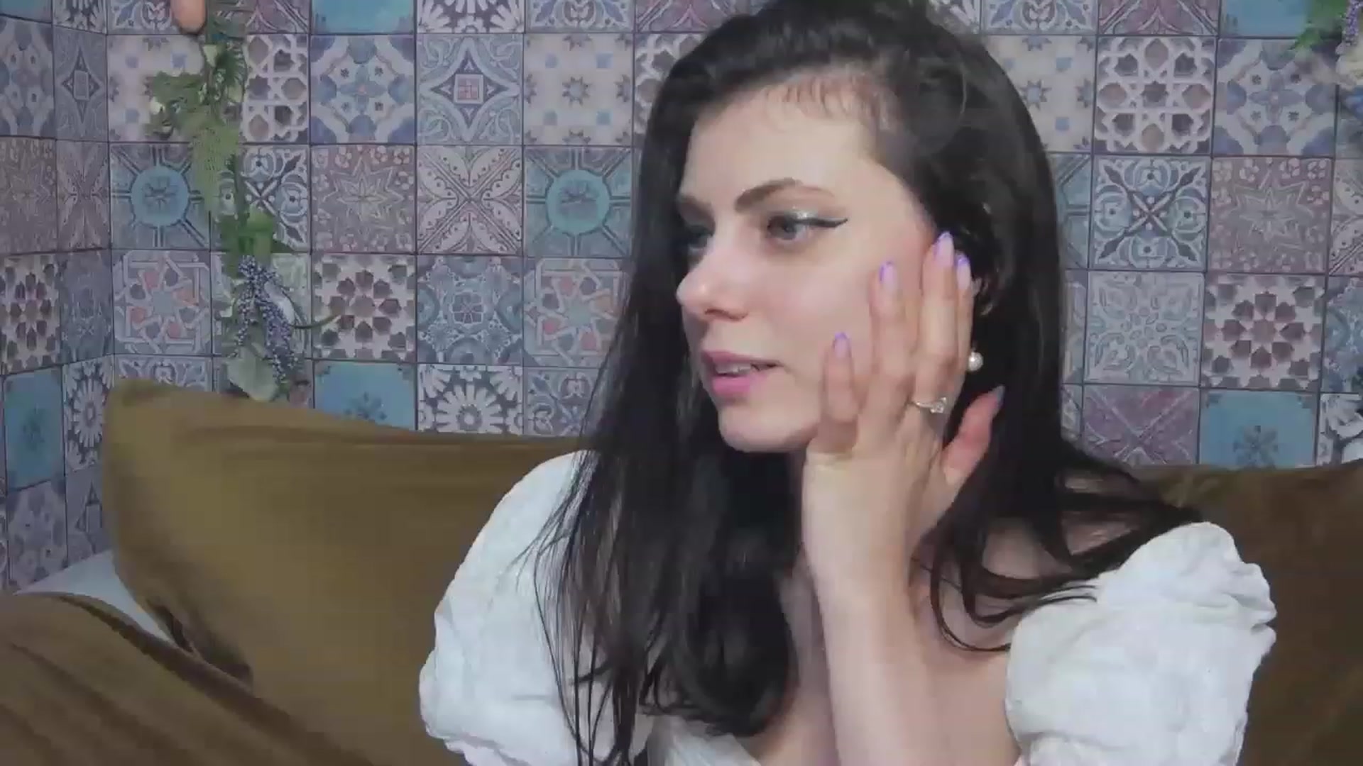 Gallery image thumbnail from MissAracely's myfreecams stream on, 05/13/2023, 21:21 image 7 of 20