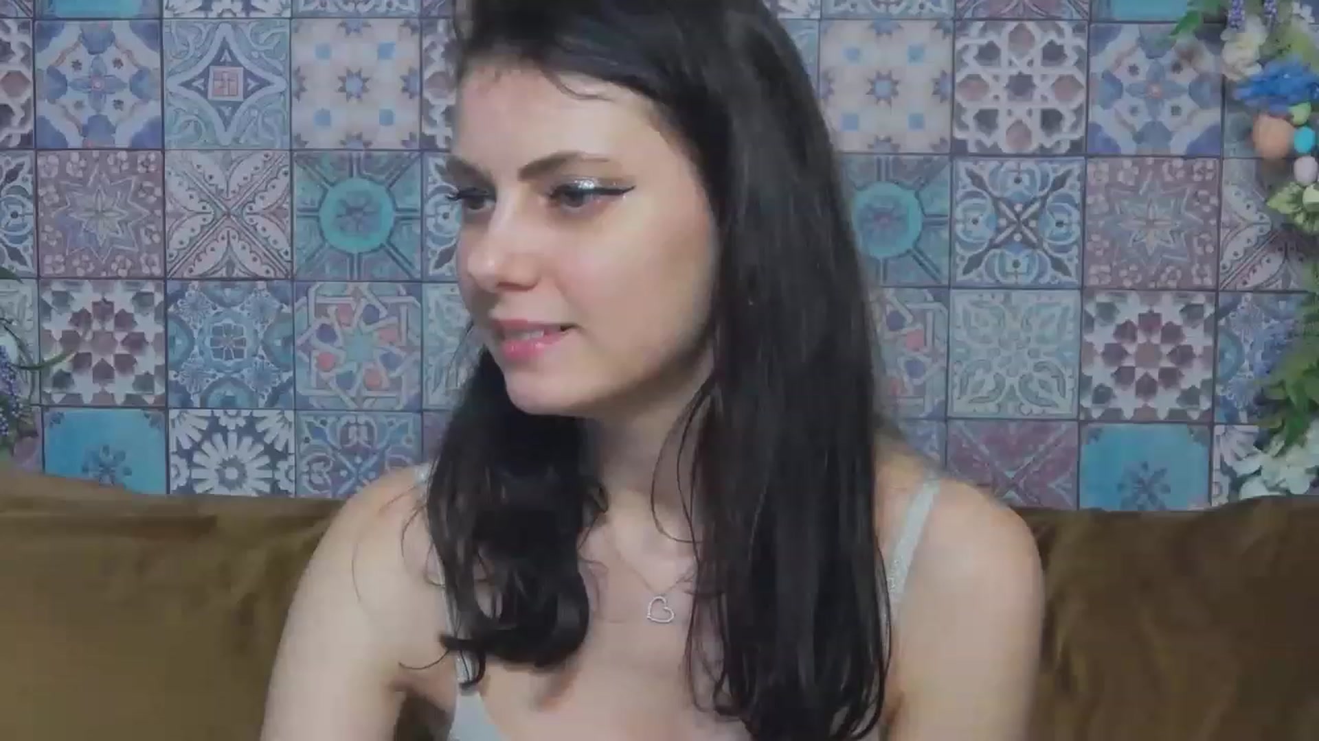 Gallery image thumbnail from MissAracely's myfreecams stream on, 05/13/2023, 23:19 image 20 of 20