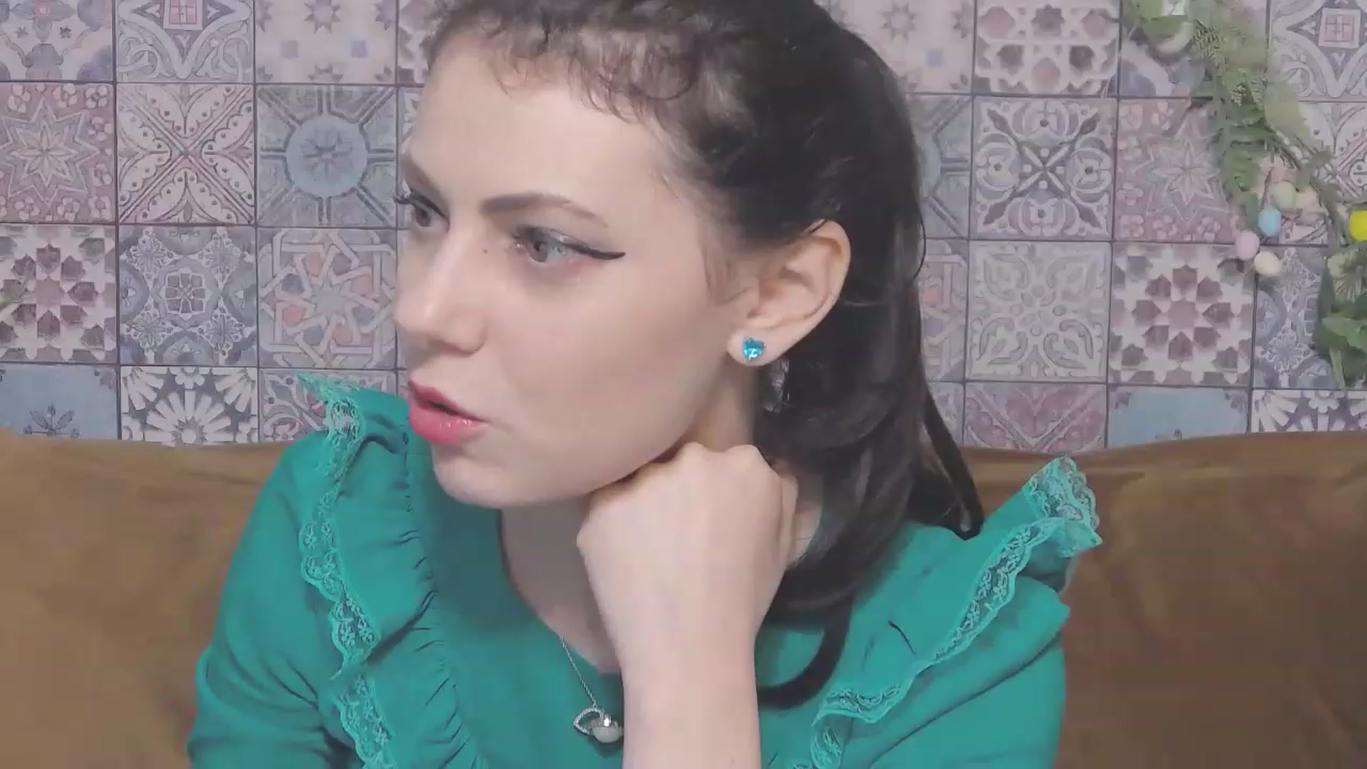 Gallery image thumbnail from MissAracely's myfreecams stream on, 05/17/2023, 18:08 image 16 of 20